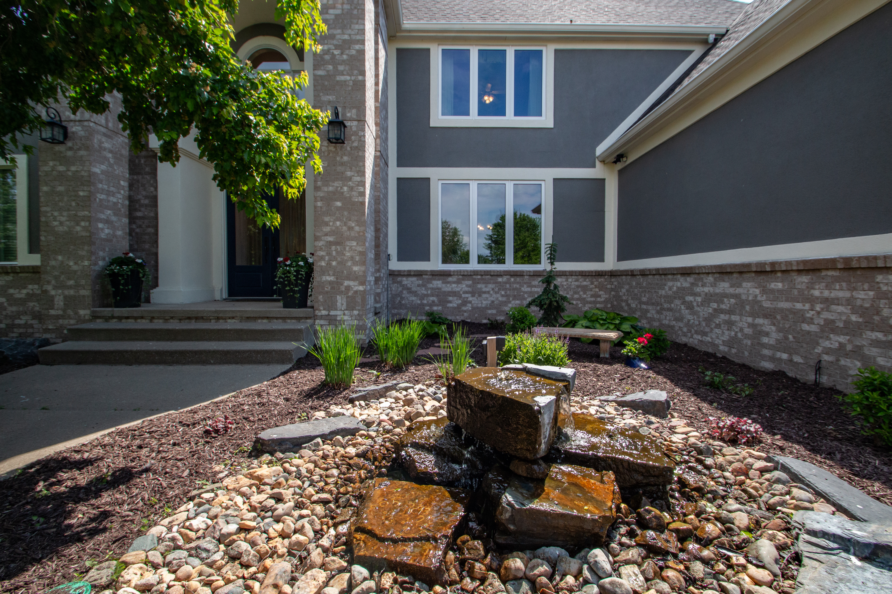 Jefferson, South Dakota, 57038, United States, 5 Bedrooms Bedrooms, ,5 BathroomsBathrooms,Residential,For Sale,1930166