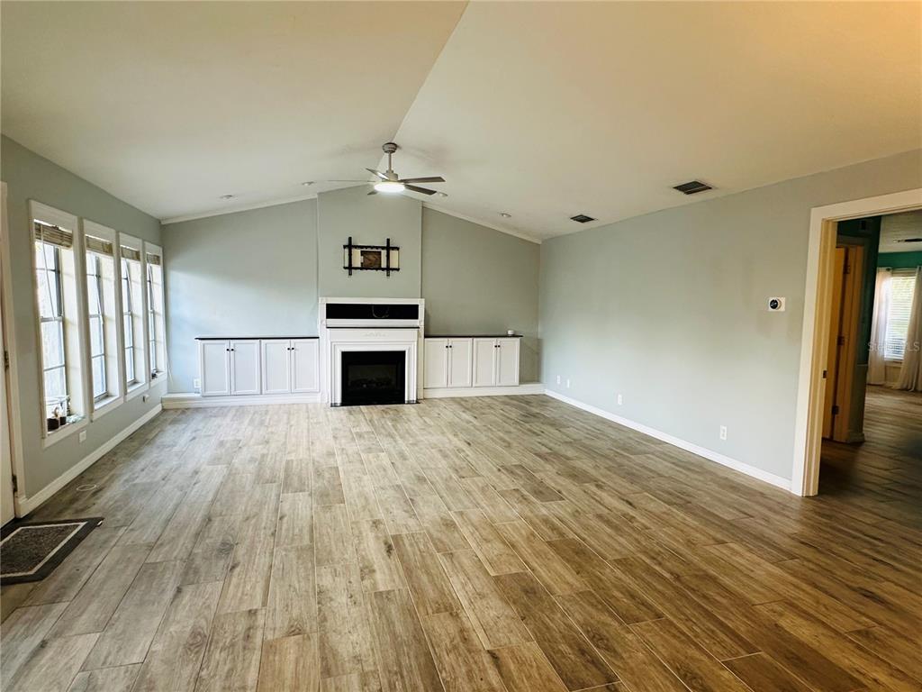 Sarasota, Florida, 34241, United States, 4 Bedrooms Bedrooms, ,2 BathroomsBathrooms,Residential,For Sale,1987763