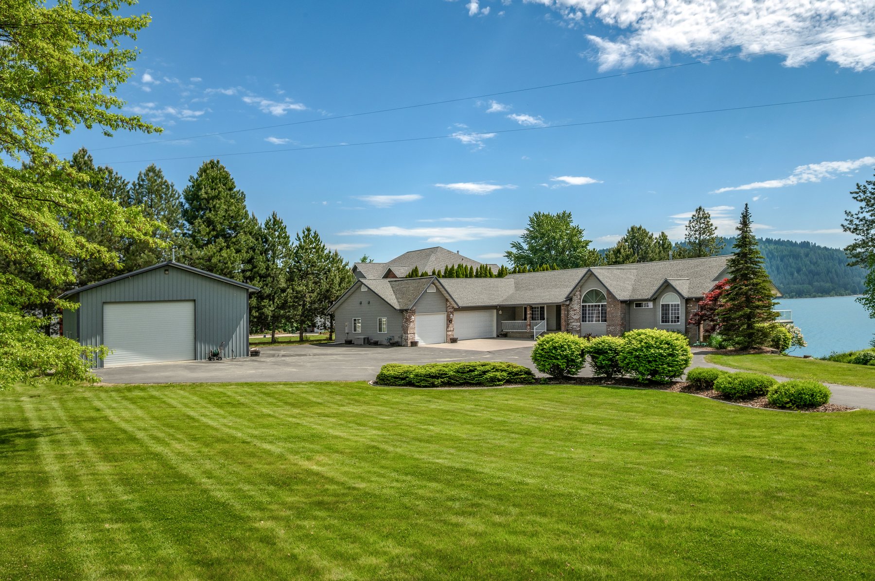 Sandpoint, Idaho, 83864, United States, 4 Bedrooms Bedrooms, ,4 BathroomsBathrooms,Residential,For Sale,1834691