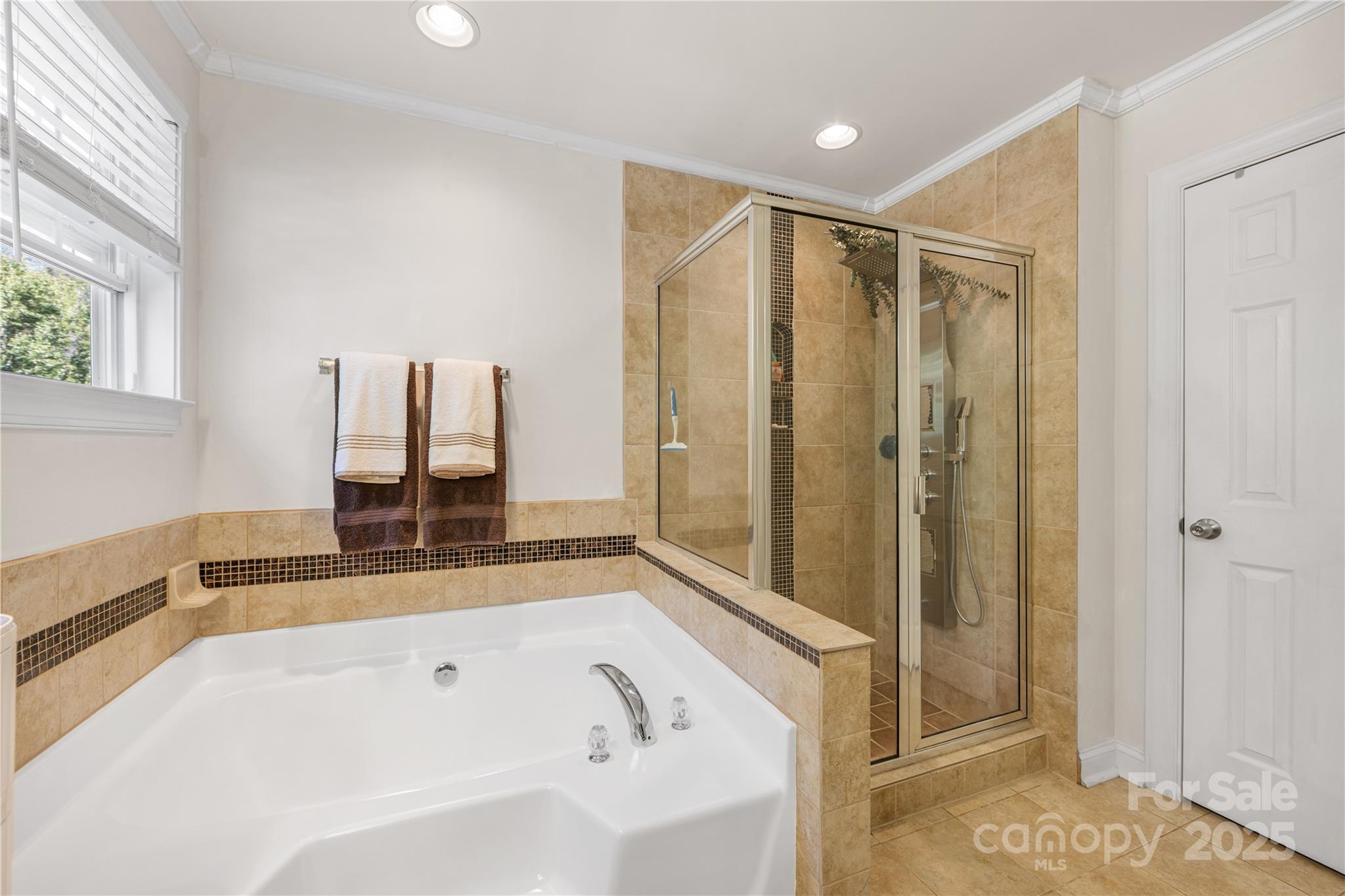 Huntersville, North Carolina, 28078, United States, 4 Bedrooms Bedrooms, ,3 BathroomsBathrooms,Residential,For Sale,1969011