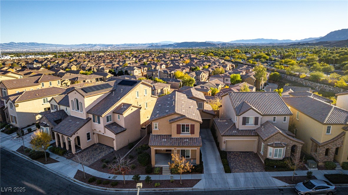 Las Vegas, Nevada, 89135, United States, 3 Bedrooms Bedrooms, ,3 BathroomsBathrooms,Residential,For Sale,2003378