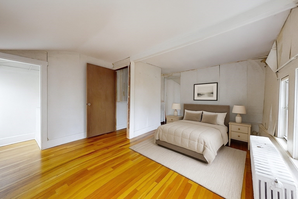 Needham, Massachusetts, 02492, United States, 3 Bedrooms Bedrooms, ,2 BathroomsBathrooms,Residential,For Sale,1988292