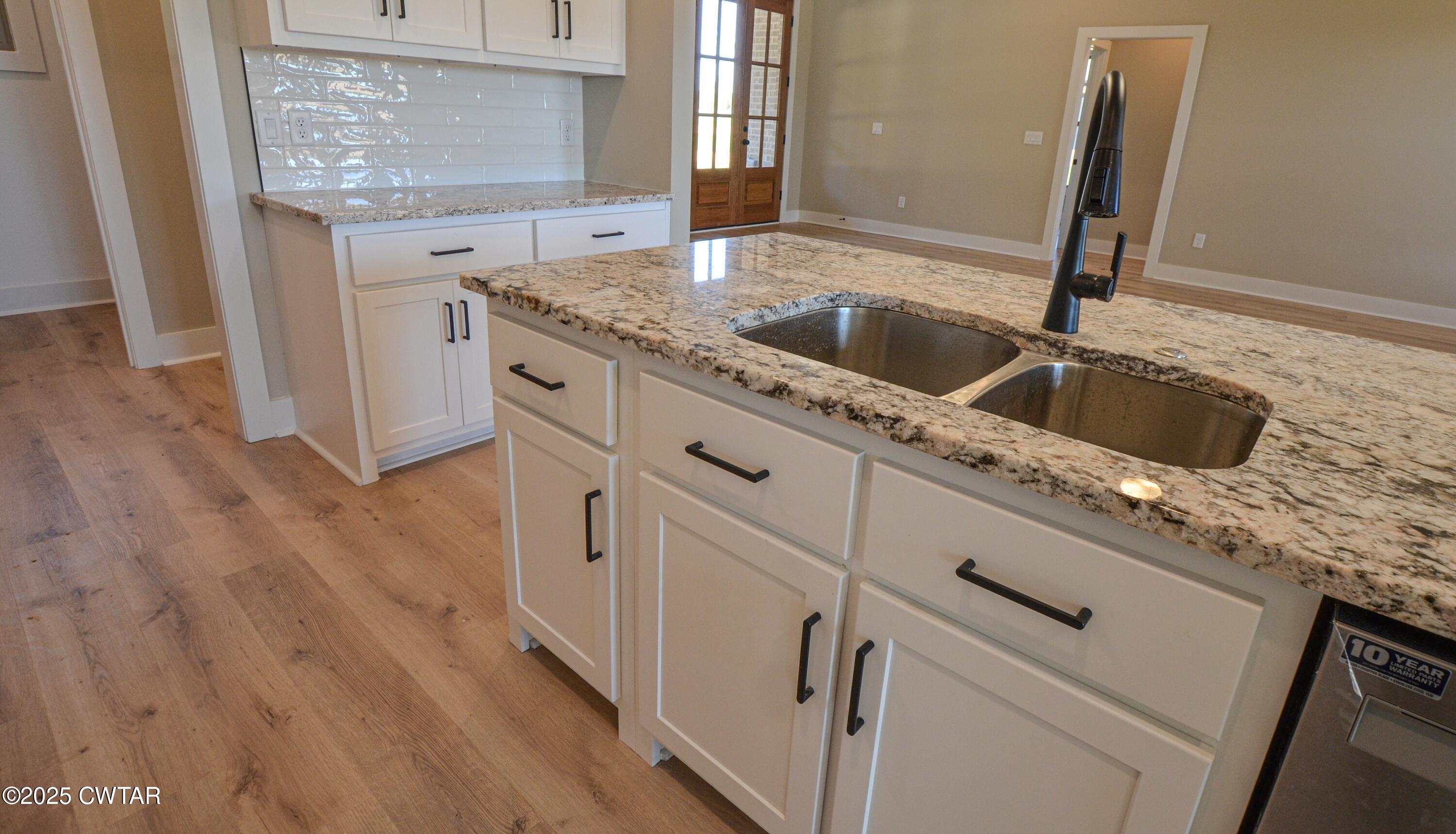 Gadsden, Tennessee, 38337, United States, 4 Bedrooms Bedrooms, ,3 BathroomsBathrooms,Residential,For Sale,1990008