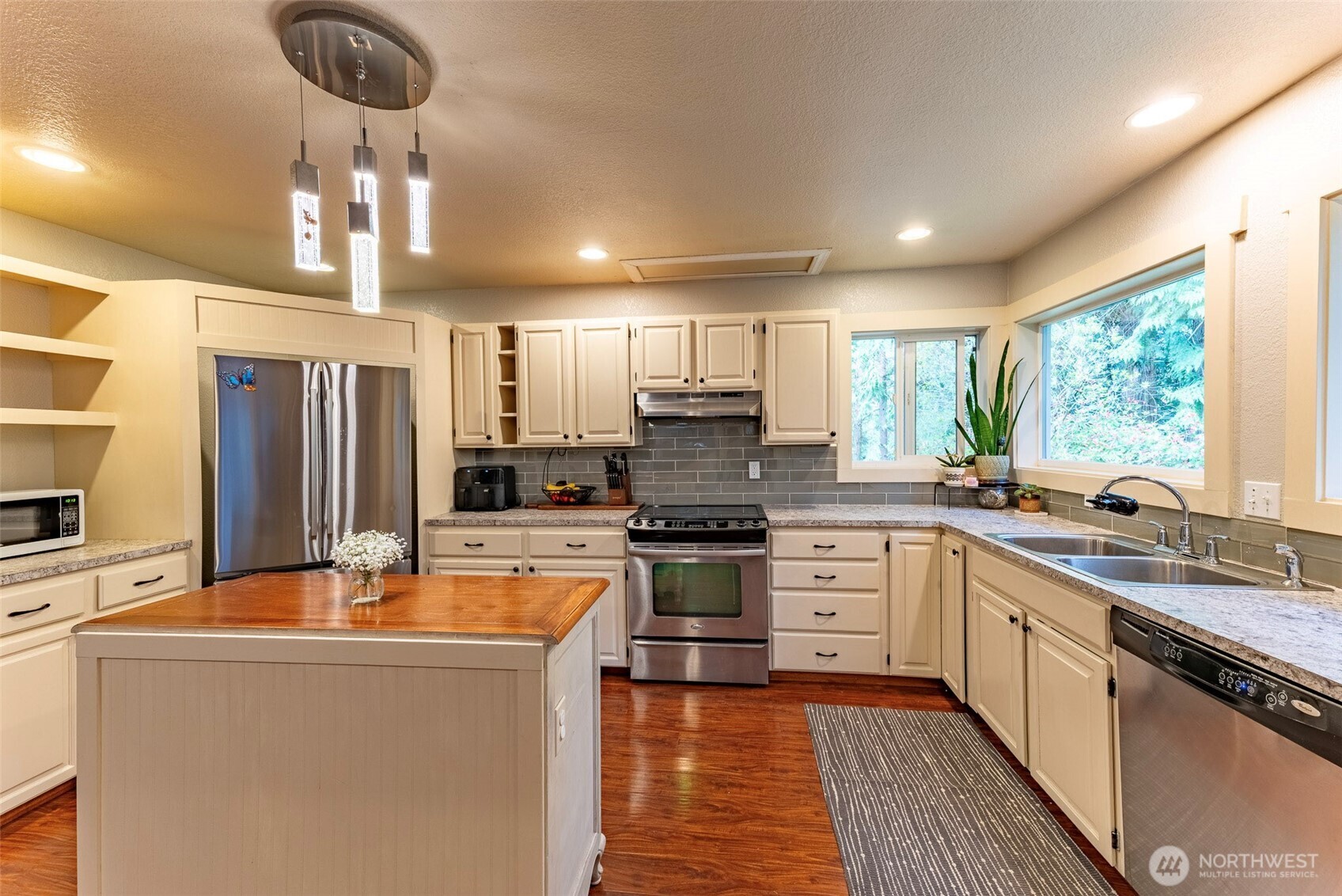 Friday Harbor, Washington, 98250, United States, 3 Bedrooms Bedrooms, ,2 BathroomsBathrooms,Residential,For Sale,1795081