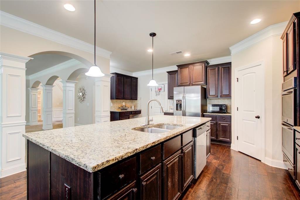 Palmetto, Georgia, 30268, United States, 5 Bedrooms Bedrooms, ,4 BathroomsBathrooms,Residential,For Sale,1917633