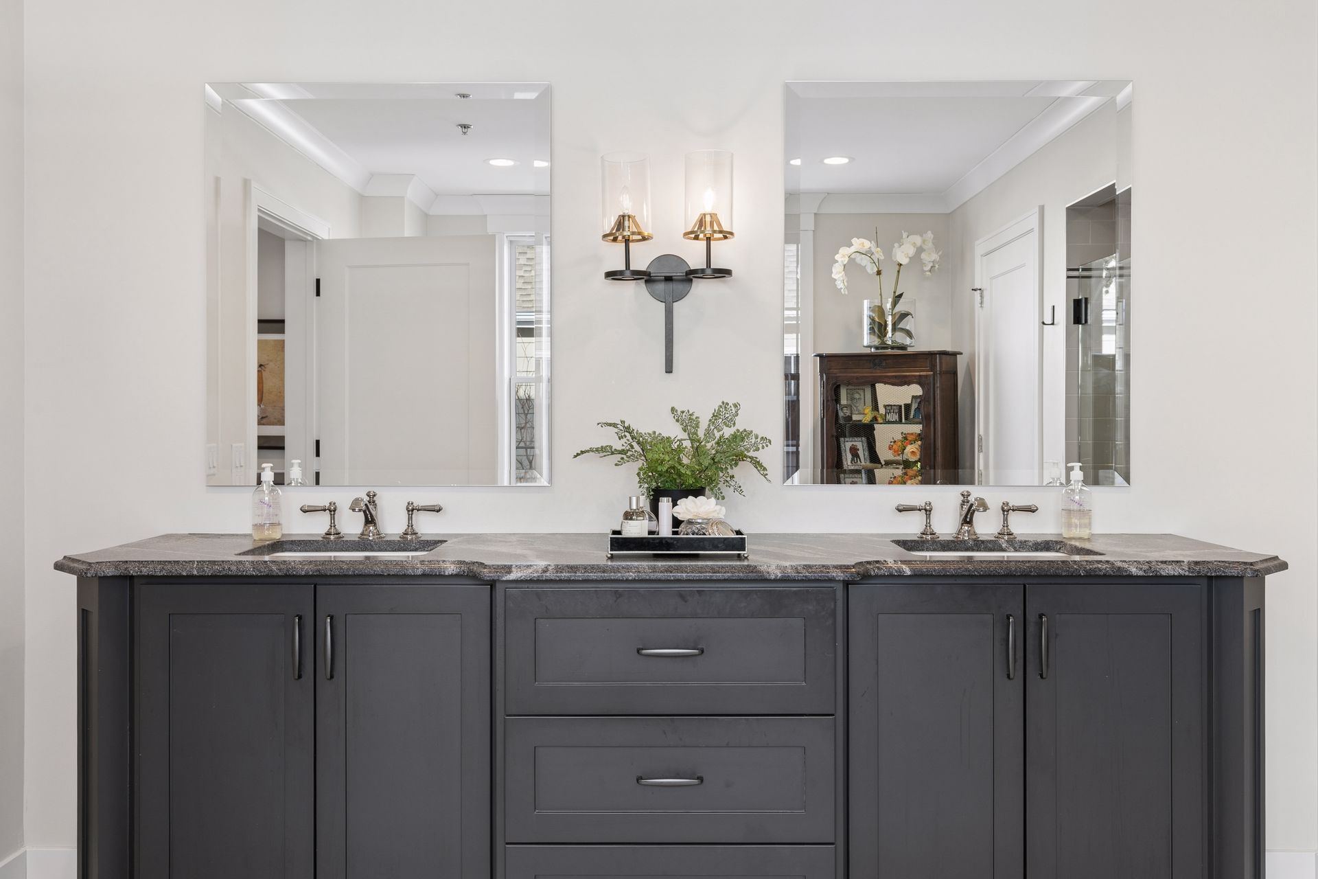  Gorgeous Light-Filled Condo in the Heart of Edina - 物件實景