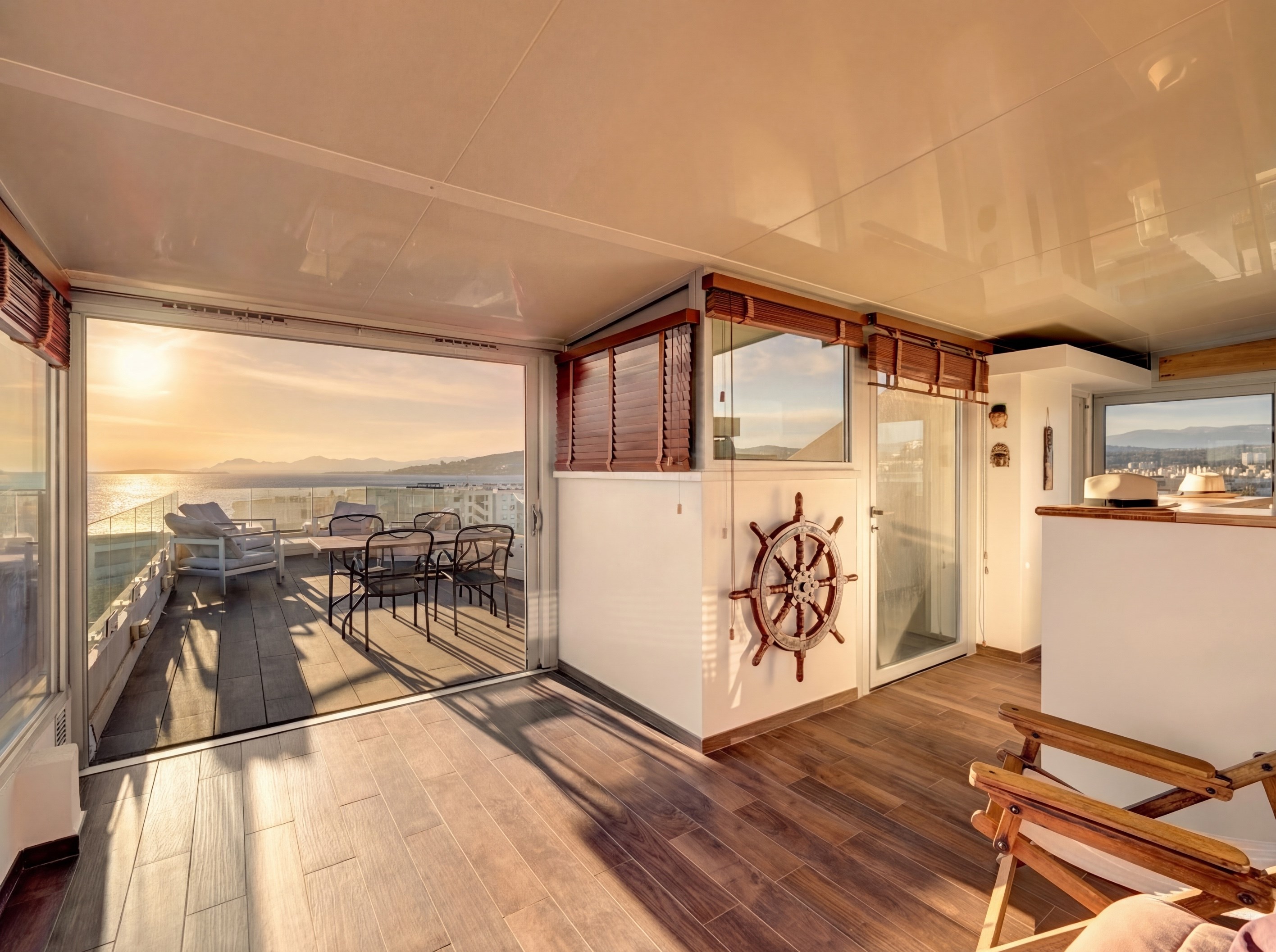  Panoramic sea view apartment with rooftop terrace in Juan-les-Pins, top floor, … - 物件實景