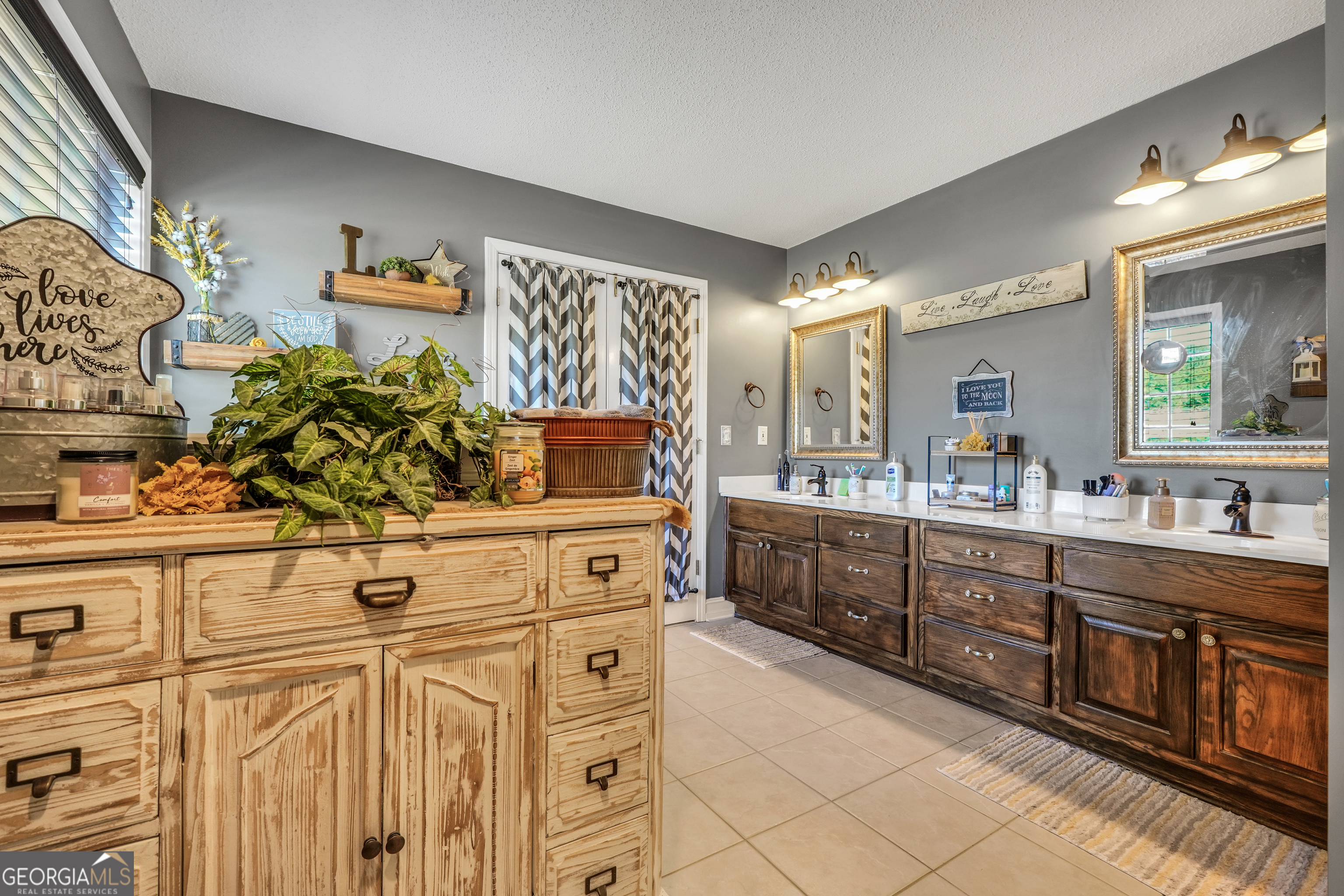 McDonough, Georgia, 30252, United States, 4 Bedrooms Bedrooms, ,3 BathroomsBathrooms,Residential,For Sale,1998075