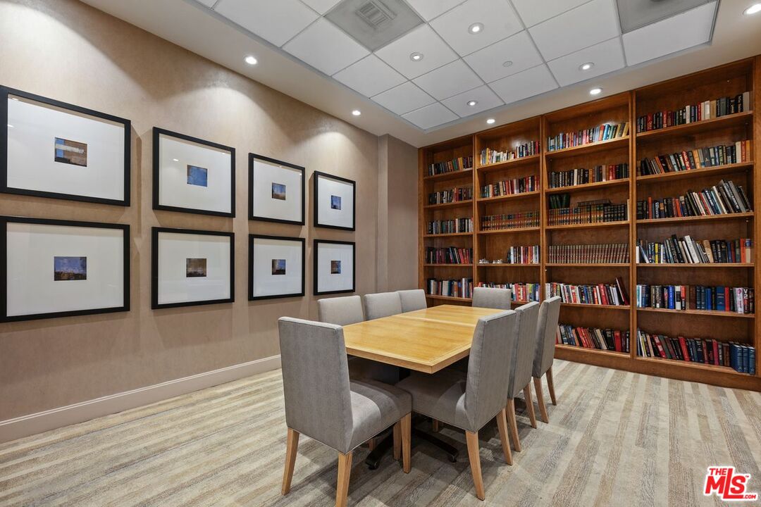 Los Angeles, California, 90024, United States, 2 Bedrooms Bedrooms, ,2 BathroomsBathrooms,Residential,For Sale,1901697