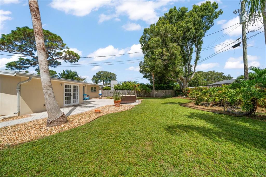 Belleair, Florida, 33756, United States, 2 Bedrooms Bedrooms, ,2 BathroomsBathrooms,Residential,For Sale,1988063