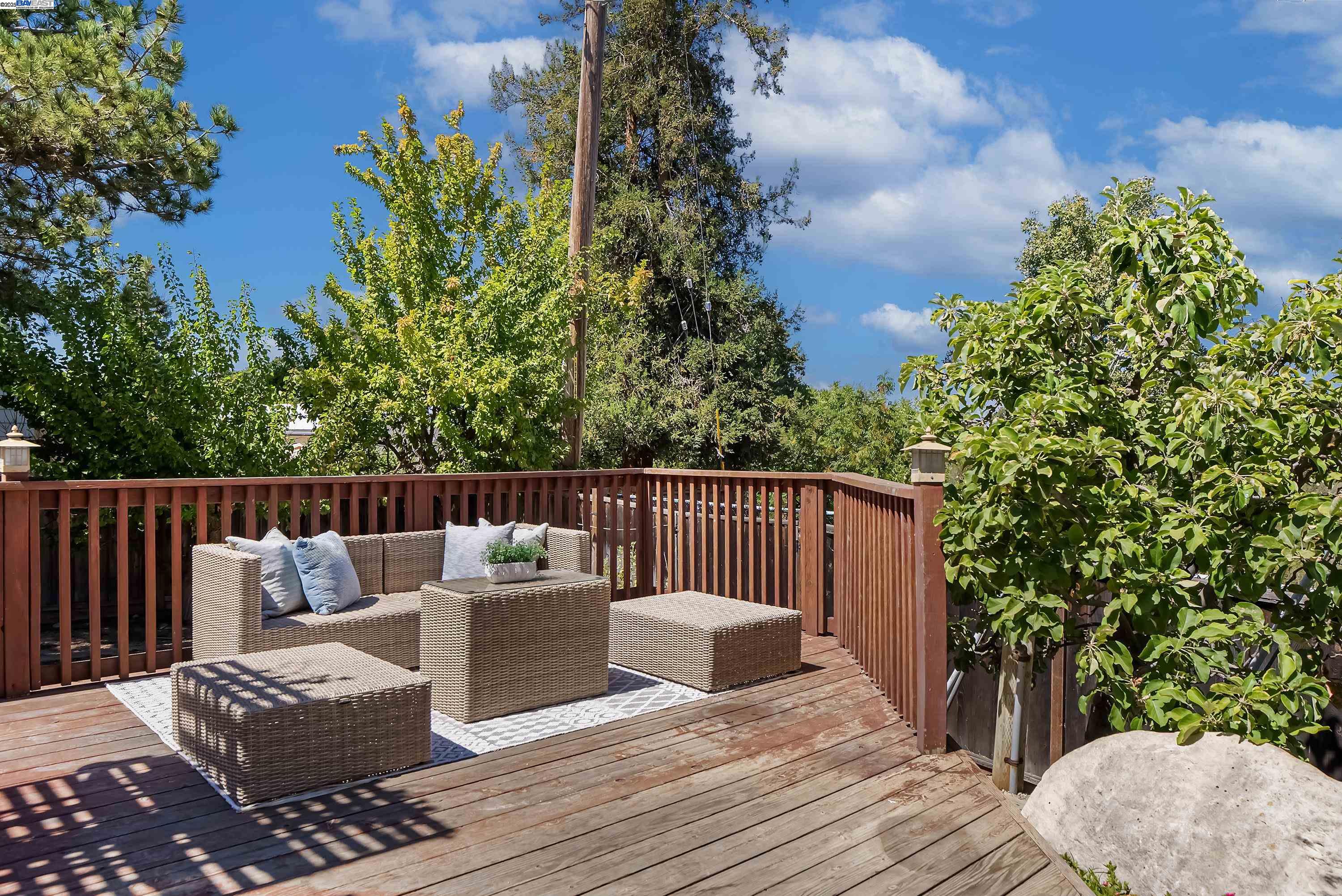 Pleasanton, California, 94566, United States, 4 Bedrooms Bedrooms, ,3 BathroomsBathrooms,Residential,For Sale,1940349