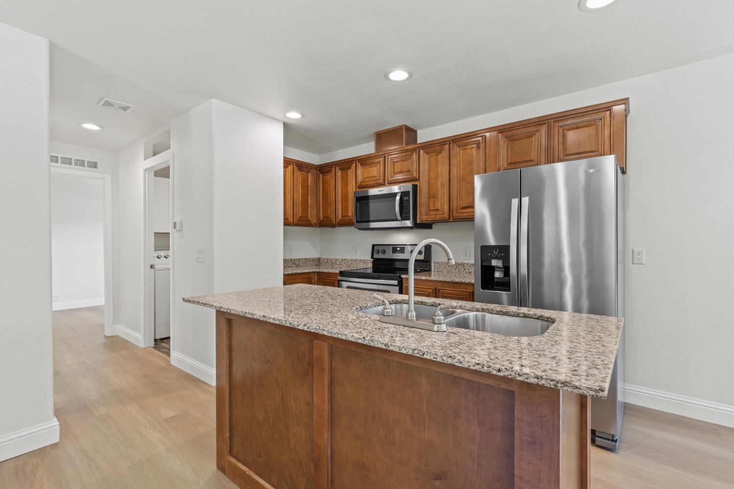 Lincoln, California, 95648, United States, 3 Bedrooms Bedrooms, ,2 BathroomsBathrooms,Residential,For Sale,1904345