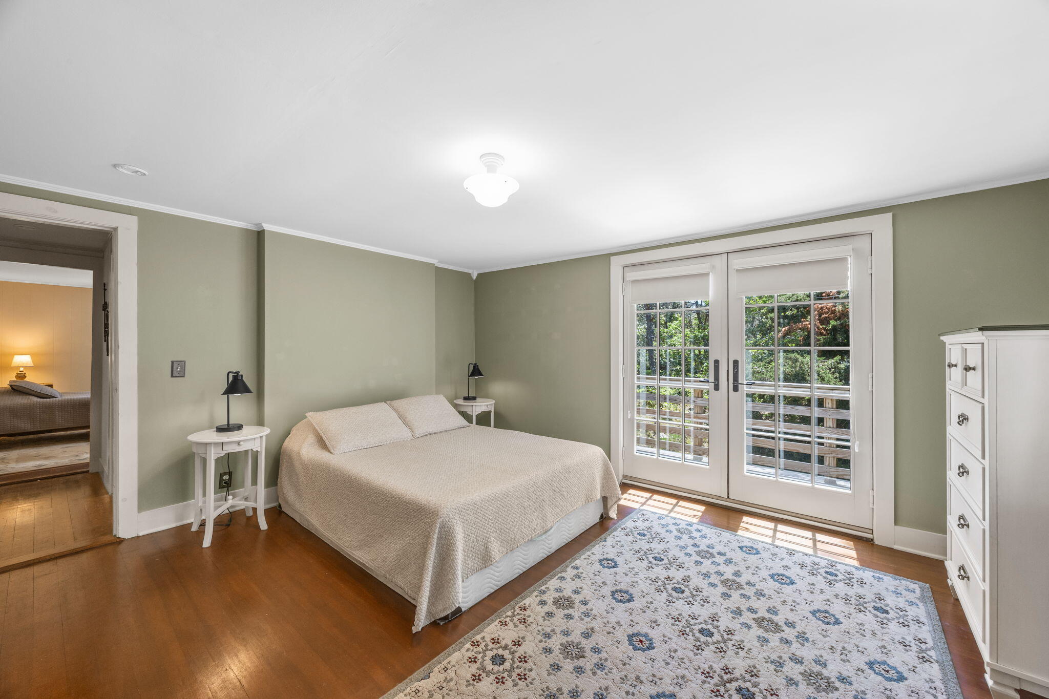  Move-In Ready Comfort on a Beautifully Wooded Acre-Plus Setting - 物件實景