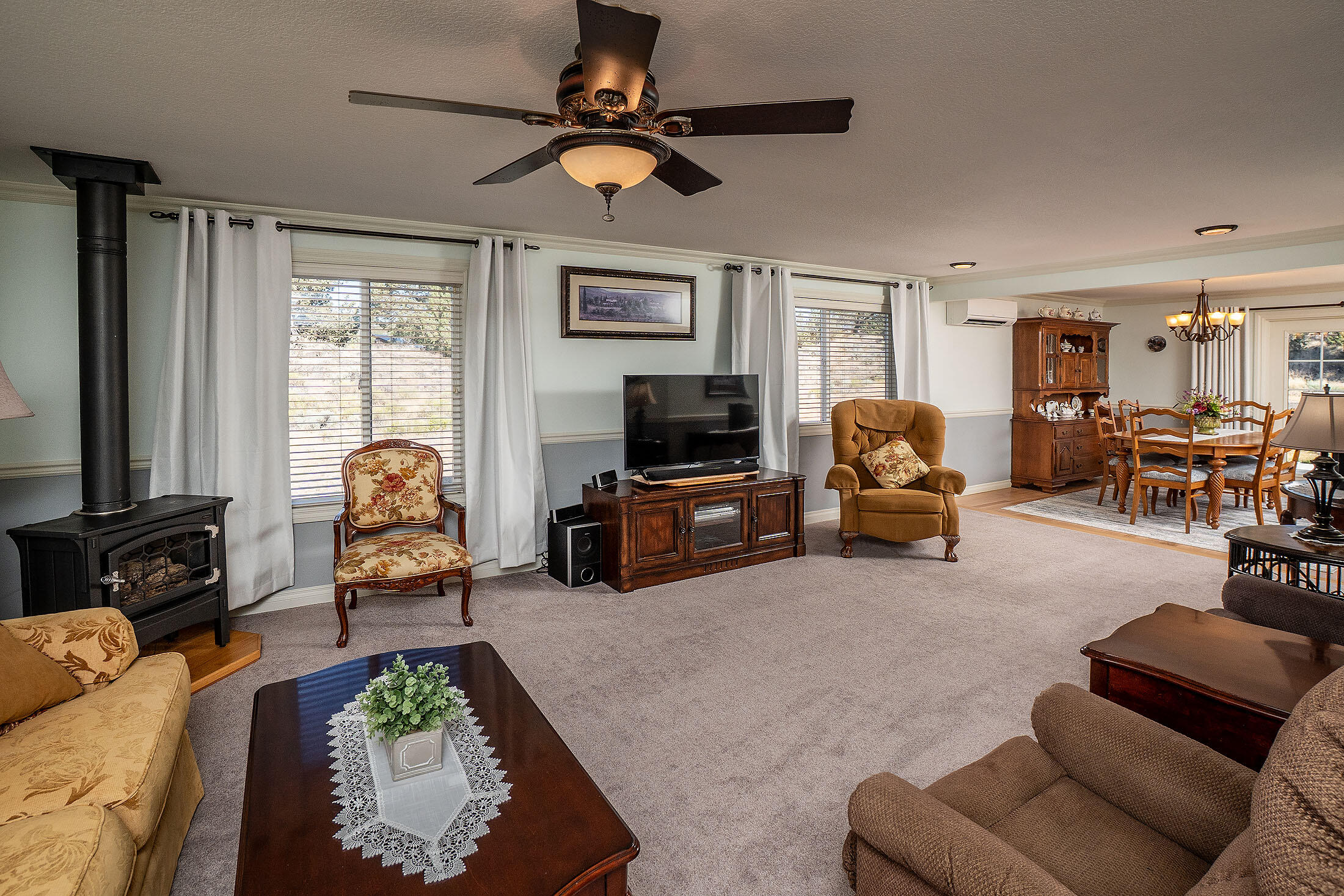 Terrebonne, Oregon, 97760, United States, 3 Bedrooms Bedrooms, ,2 BathroomsBathrooms,Residential,For Sale,1902400
