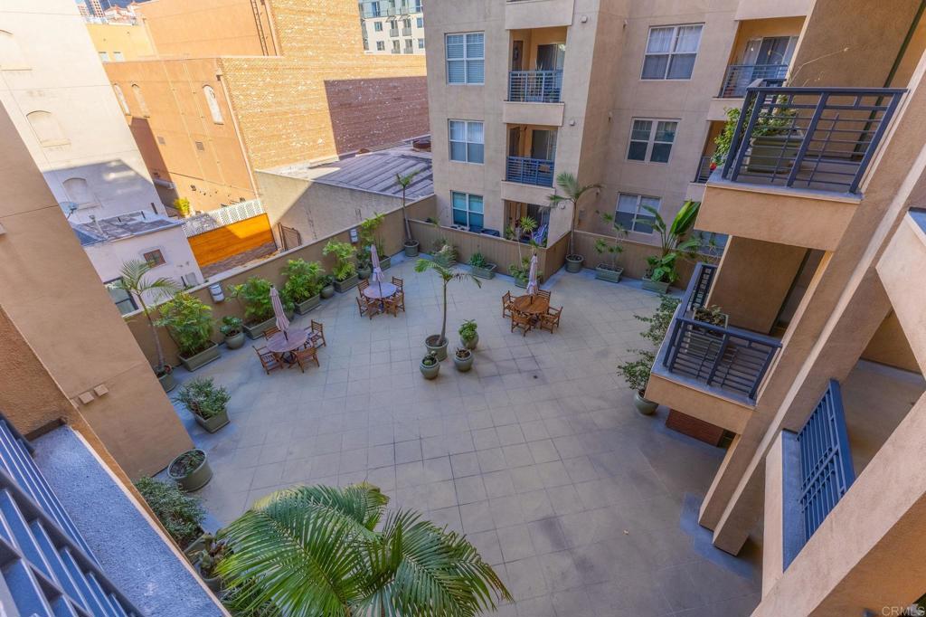 San Diego, California, 92101, United States, 2 Bedrooms Bedrooms, ,2 BathroomsBathrooms,Residential,For Sale,2005921