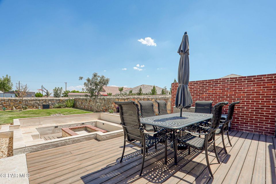 El Paso, Texas, 79932, United States, 5 Bedrooms Bedrooms, ,2 BathroomsBathrooms,Residential,For Sale,1915339