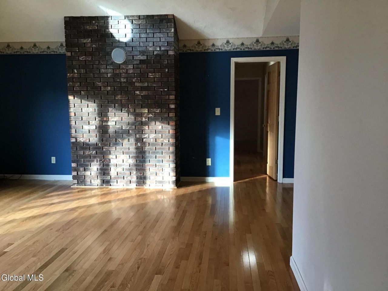 Loudonville, New York, 12211, United States, 4 Bedrooms Bedrooms, ,3 BathroomsBathrooms,Residential,For Sale,1994671