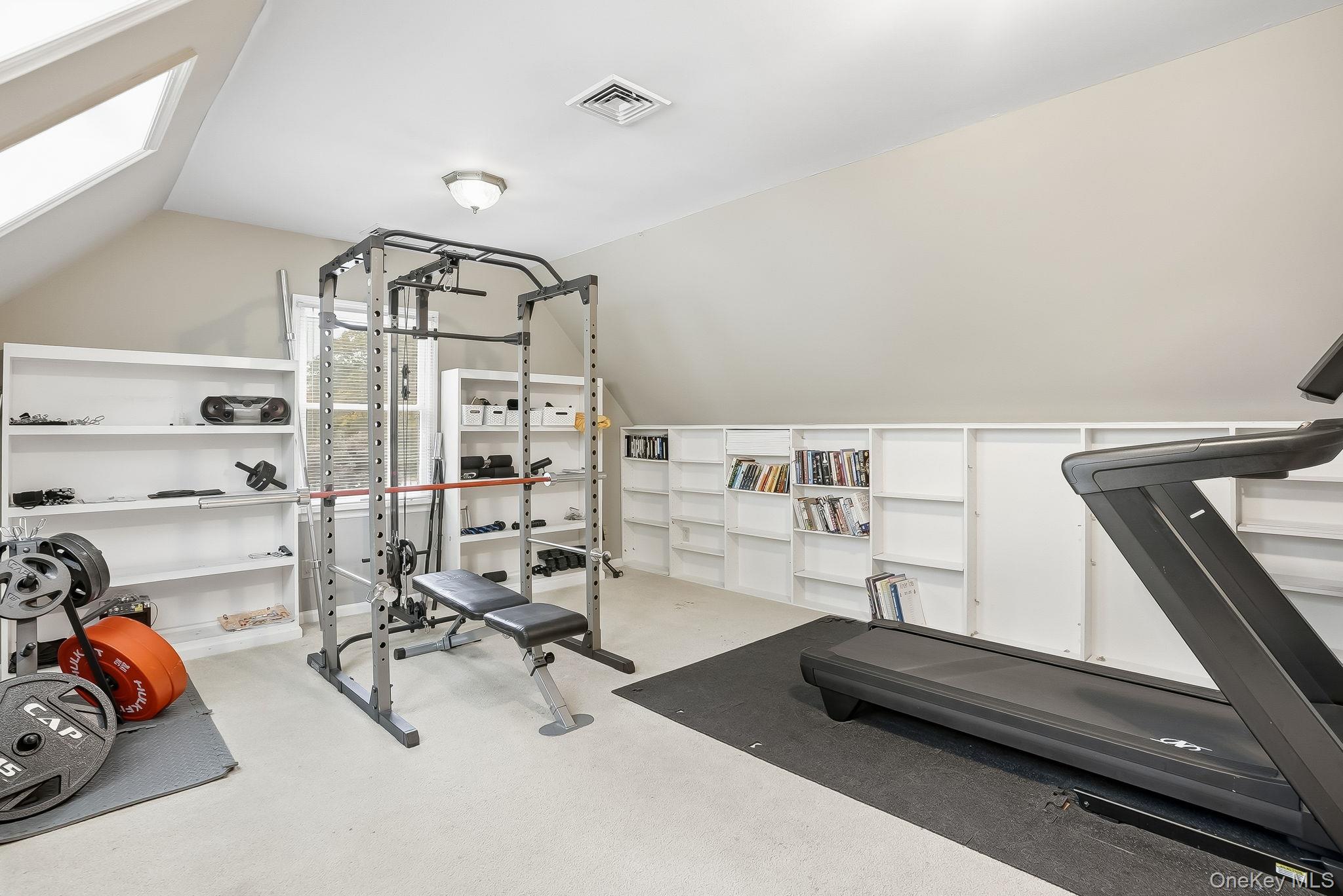 Cortlandt Manor, New York, 10567, United States, 4 Bedrooms Bedrooms, ,3 BathroomsBathrooms,Residential,For Sale,1987823