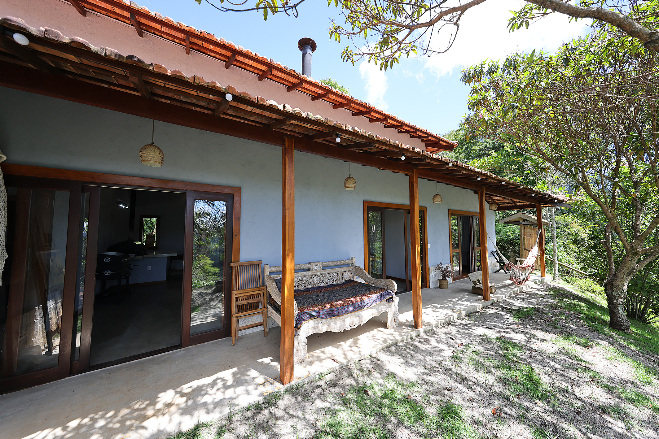  Private retreat surrounded by nature with two residences and mountain views - 物件實景