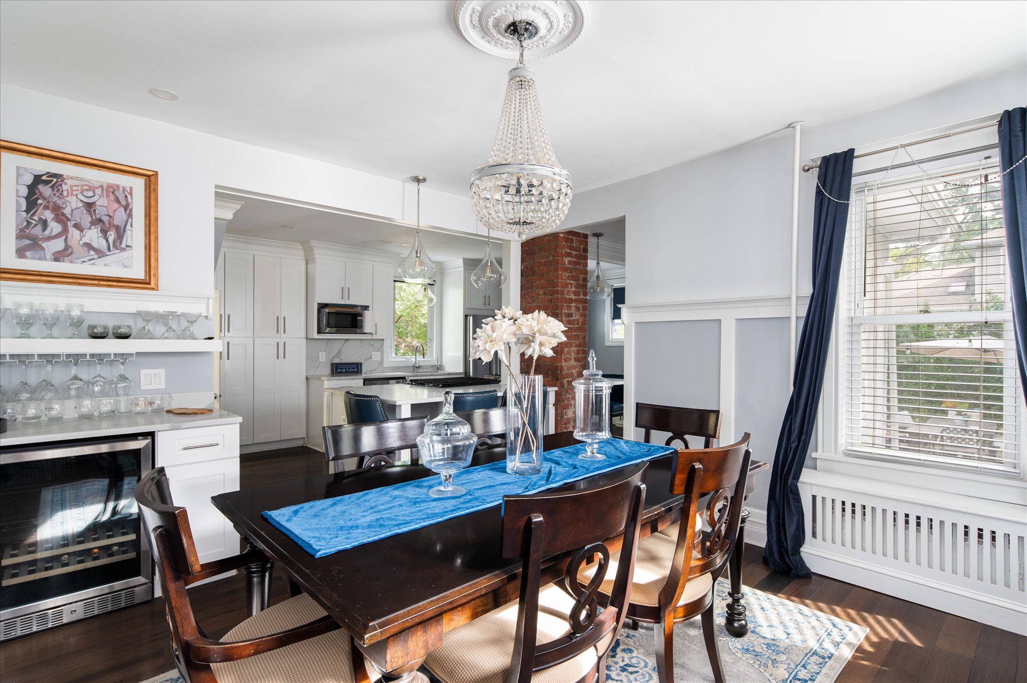  737 Bradley Street - 物件實景