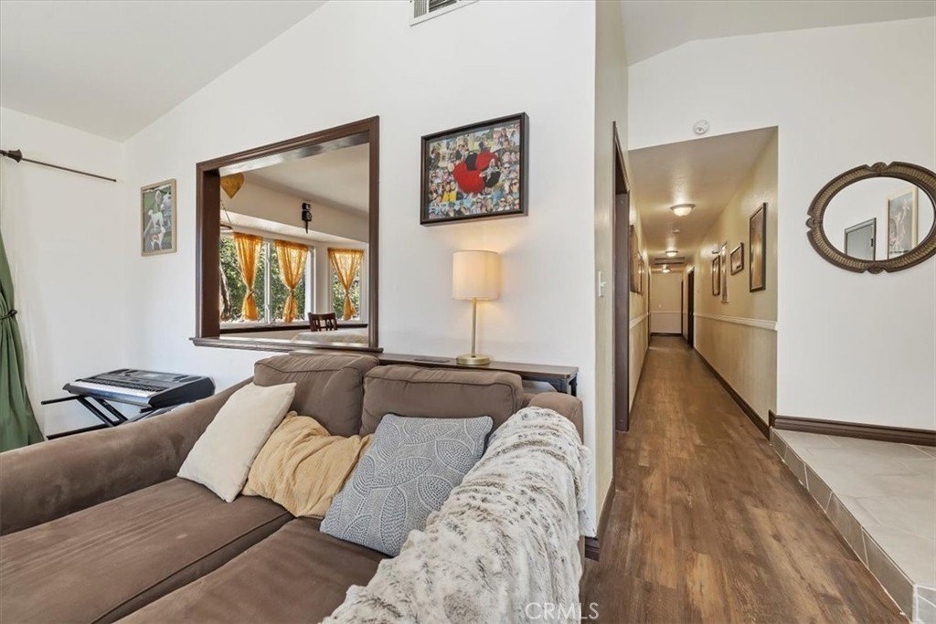 Hesperia, California, 92344, United States, 4 Bedrooms Bedrooms, ,2 BathroomsBathrooms,Residential,For Sale,1992060