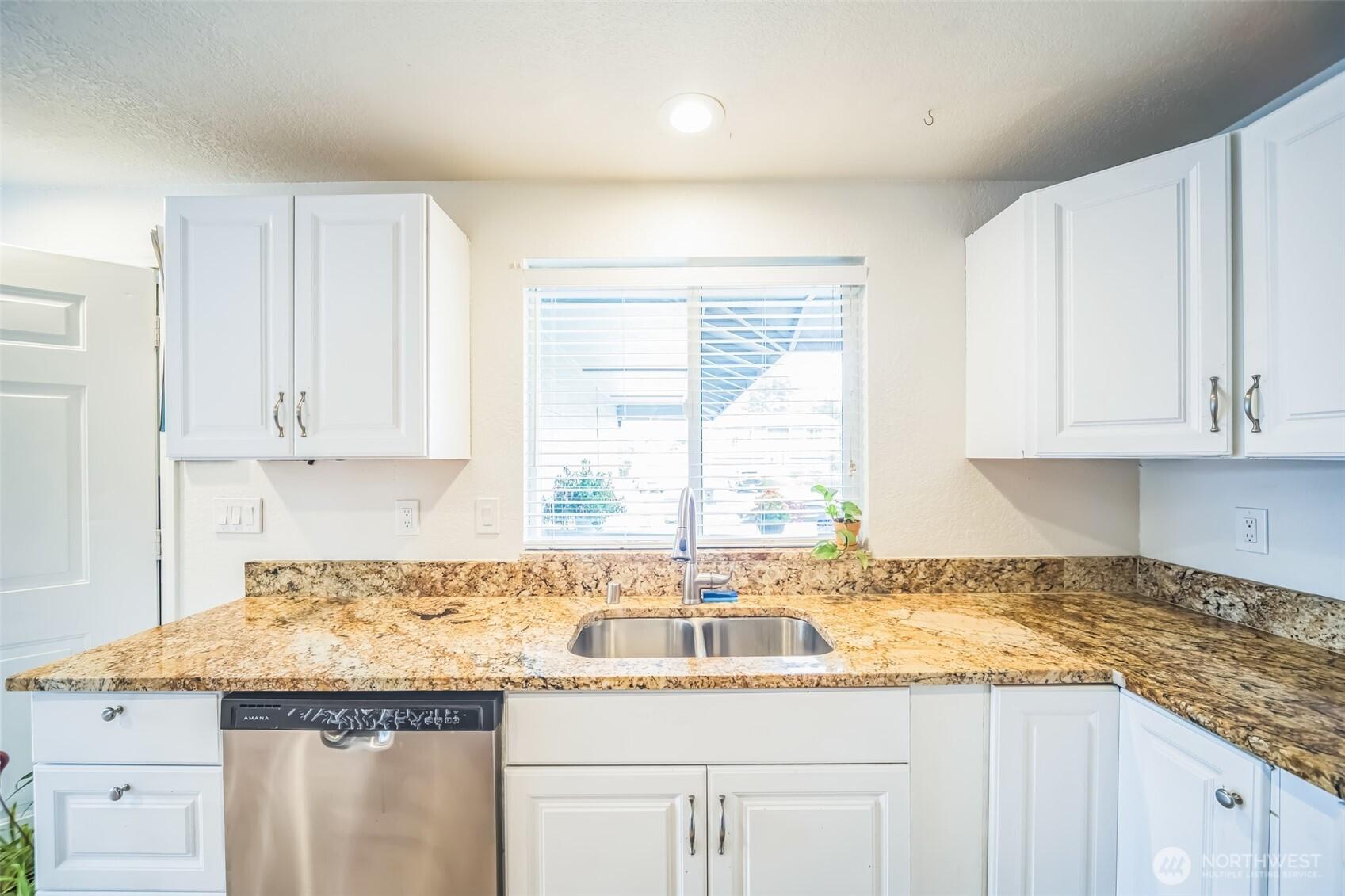 TACOMA, Washington, 98422, United States, 4 Bedrooms Bedrooms, ,2 BathroomsBathrooms,Residential,For Sale,1882641
