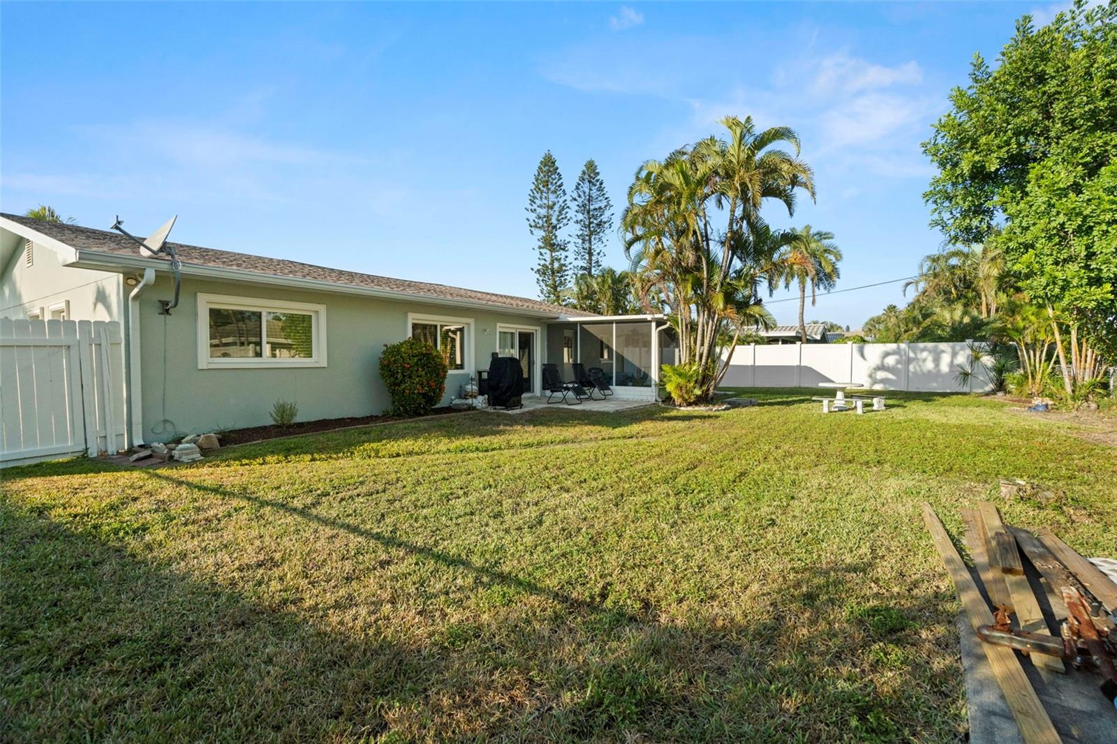 Treasure Island, Florida, 33706, United States, 3 Bedrooms Bedrooms, ,2 BathroomsBathrooms,Residential,For Sale,1996513