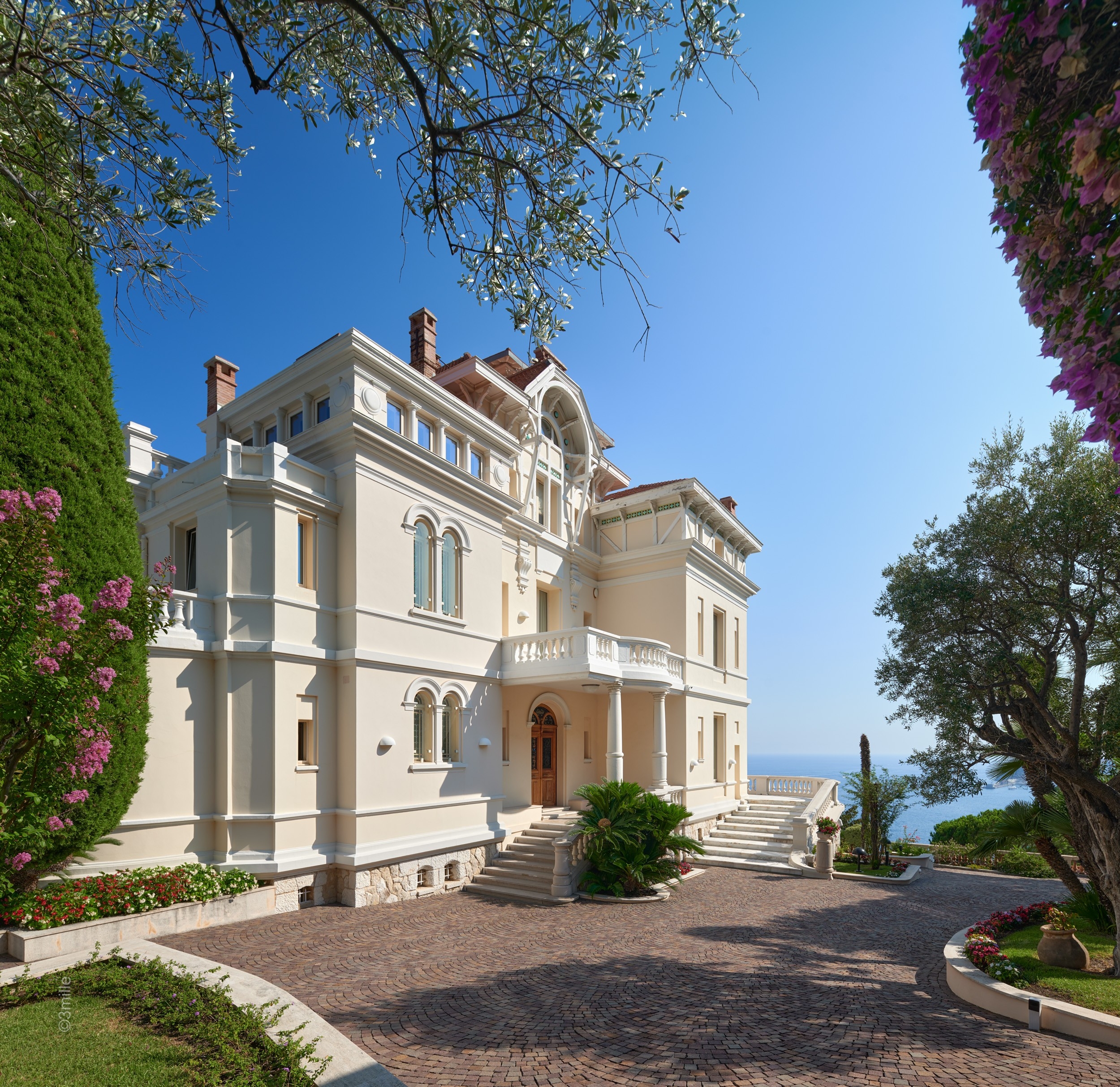  One of a kind Belle Epoque architectural masterpiece rich in history situated n… - 物件實景