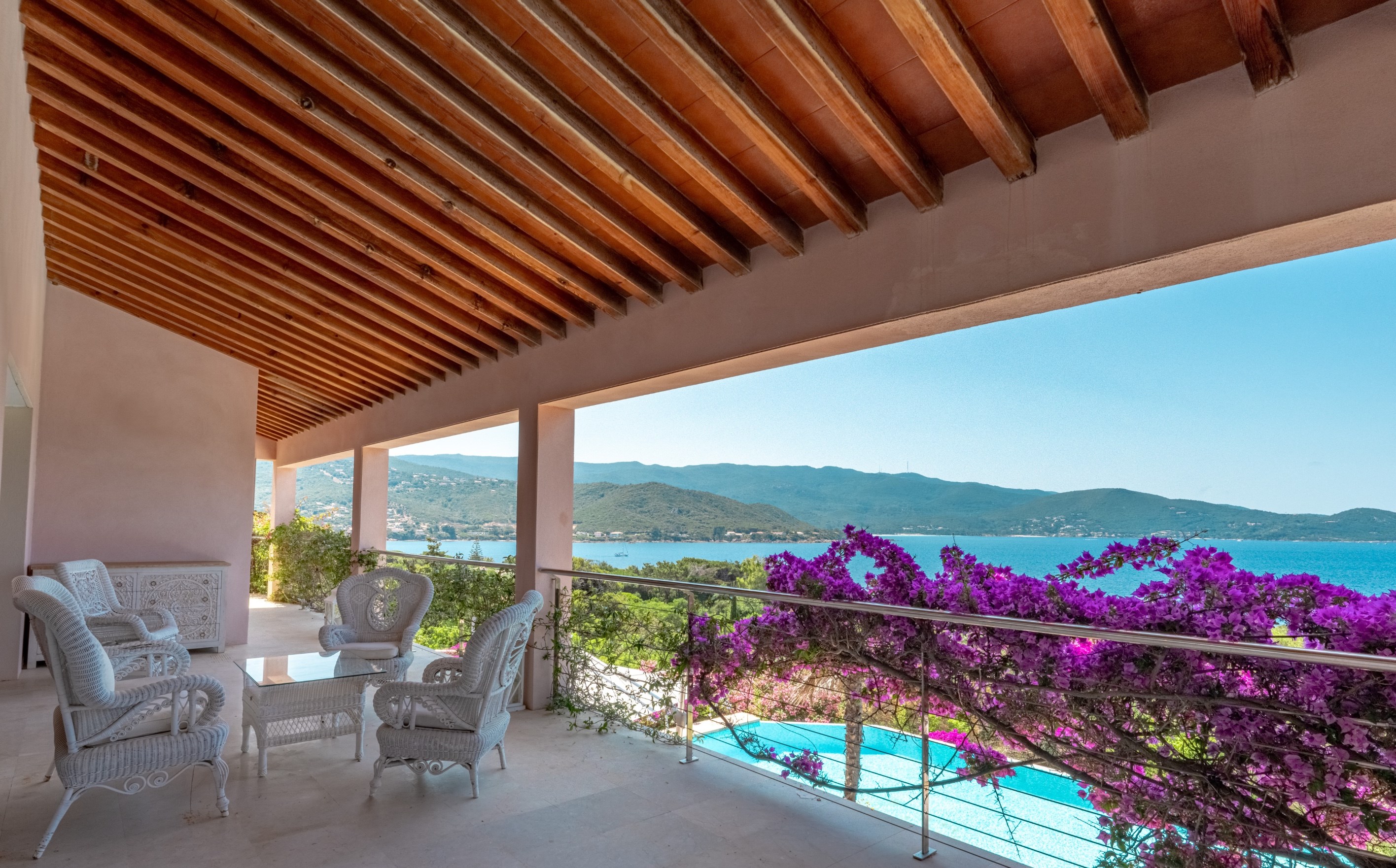  For sale : Luxury villa with pool, sea view and beach on foot - Isolella, Pietr… - 物件實景