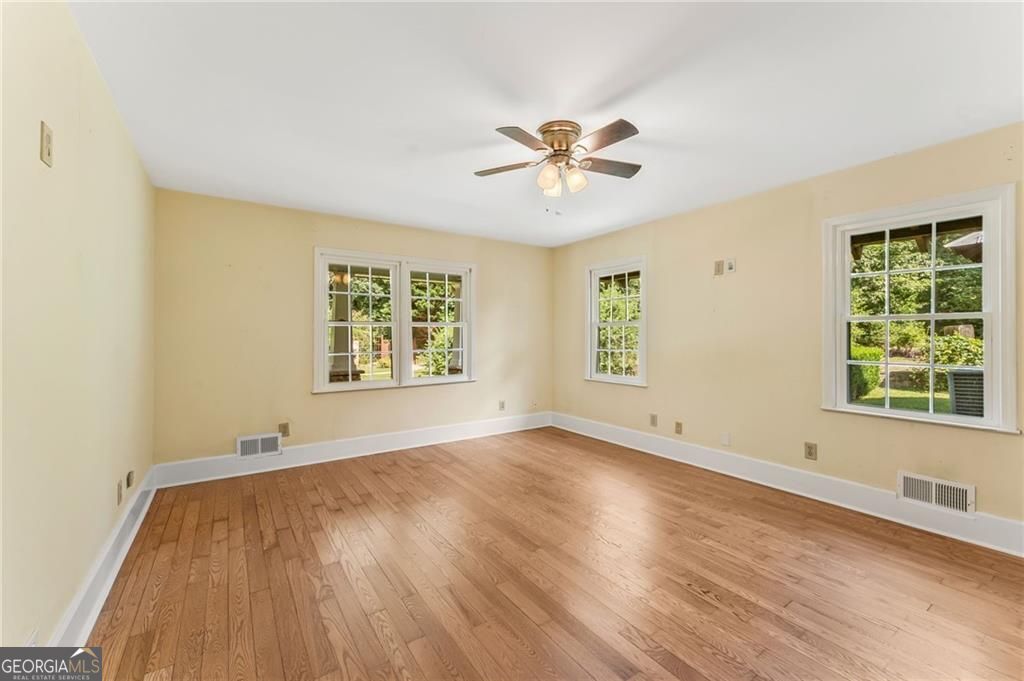 Mableton, Georgia, 30126, United States, 3 Bedrooms Bedrooms, ,4 BathroomsBathrooms,Residential,For Sale,1922554