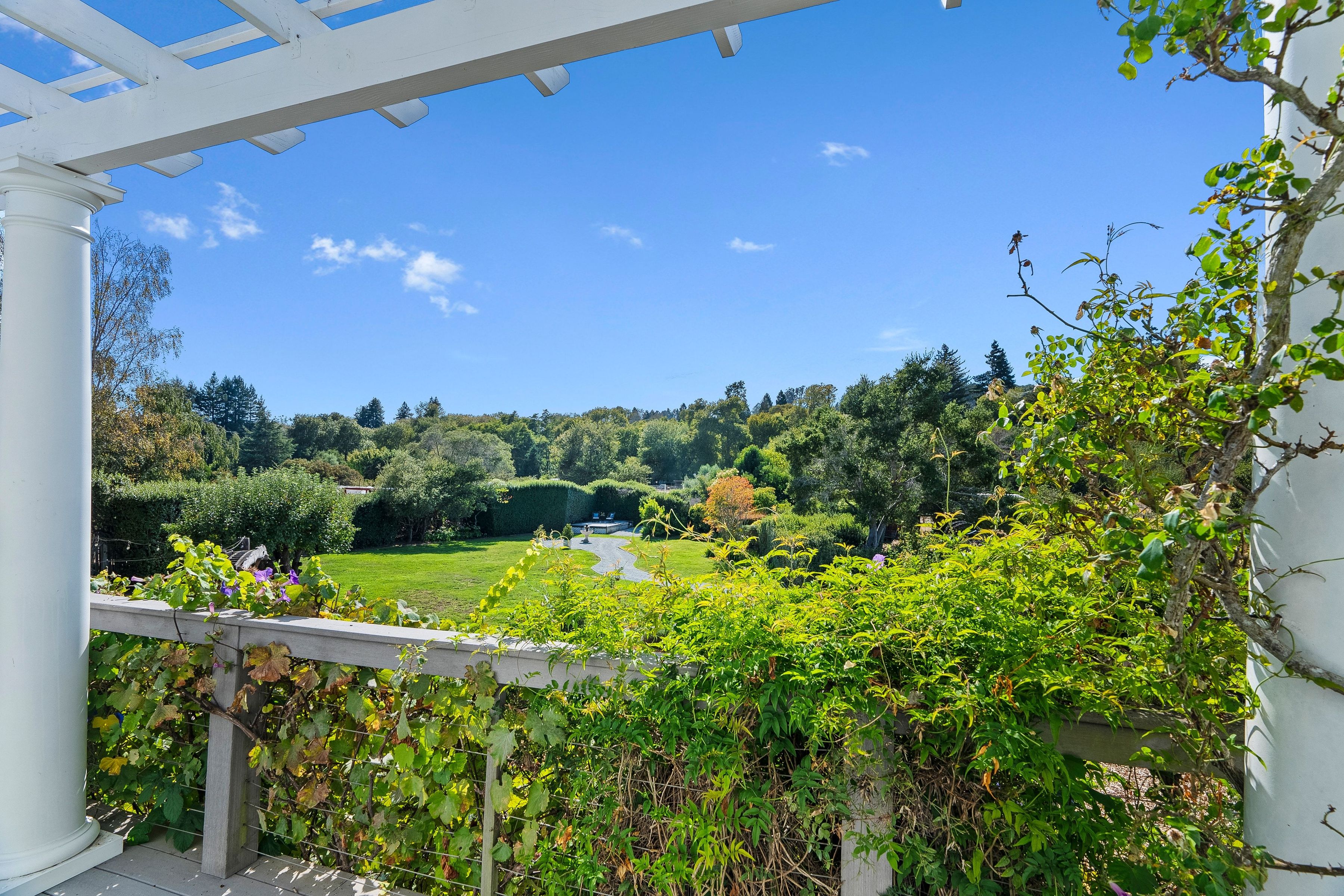  3999 Cherryvale Avenue, Soquel - 物件實景