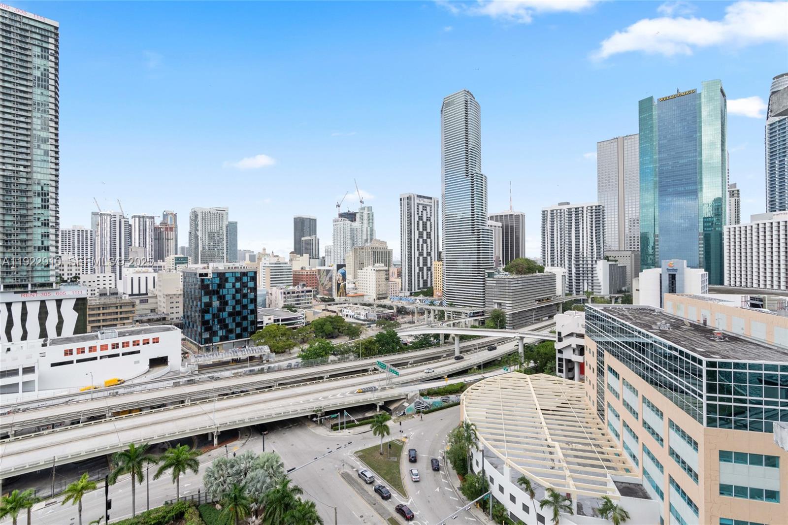 Miami, Florida, 33130, United States, 2 Bedrooms Bedrooms, ,2 BathroomsBathrooms,Residential,For Sale,2000565