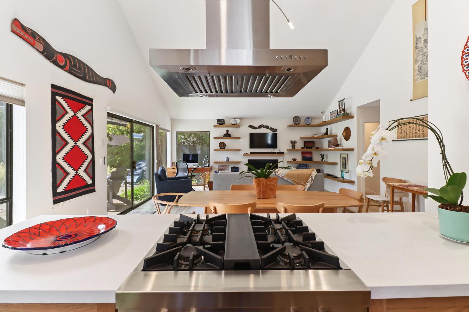 Davis, California, 95616, United States, 3 Bedrooms Bedrooms, ,2 BathroomsBathrooms,Residential,For Sale,1901059
