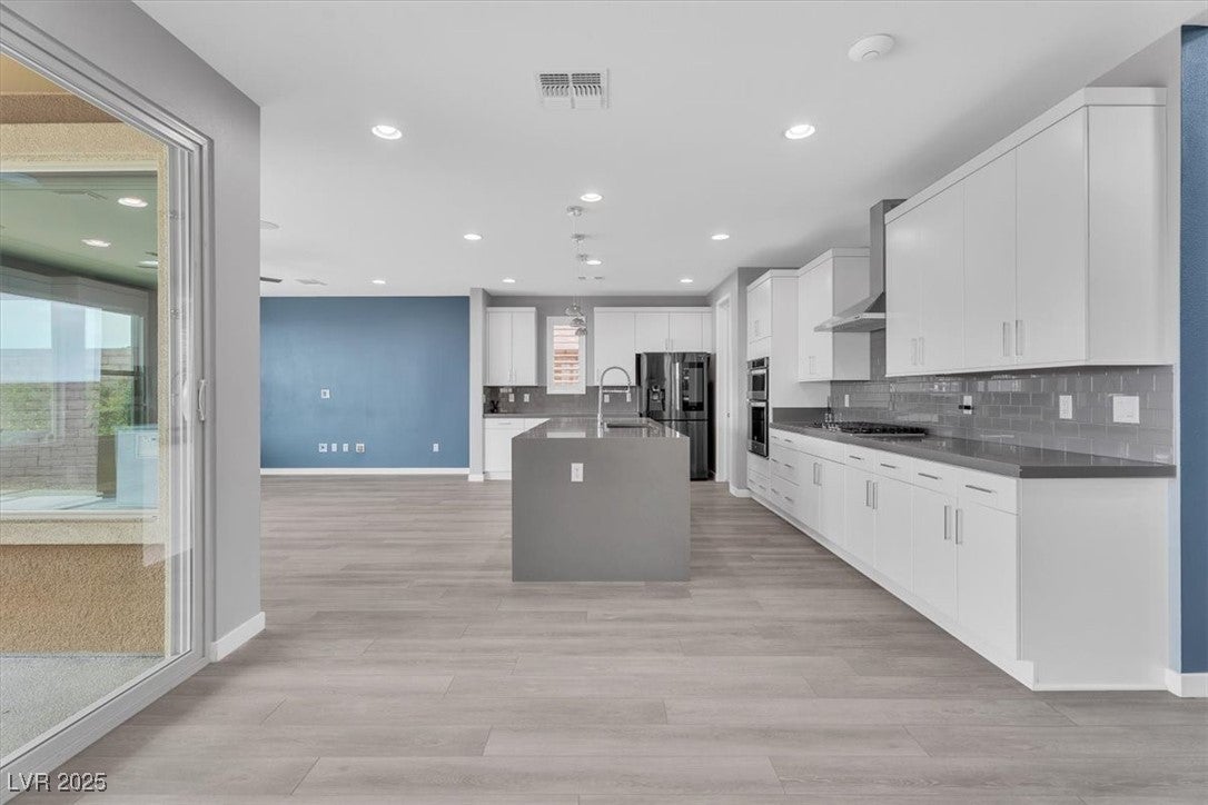 Las Vegas, Nevada, 89138, United States, 3 Bedrooms Bedrooms, ,3 BathroomsBathrooms,Residential,For Sale,1996741