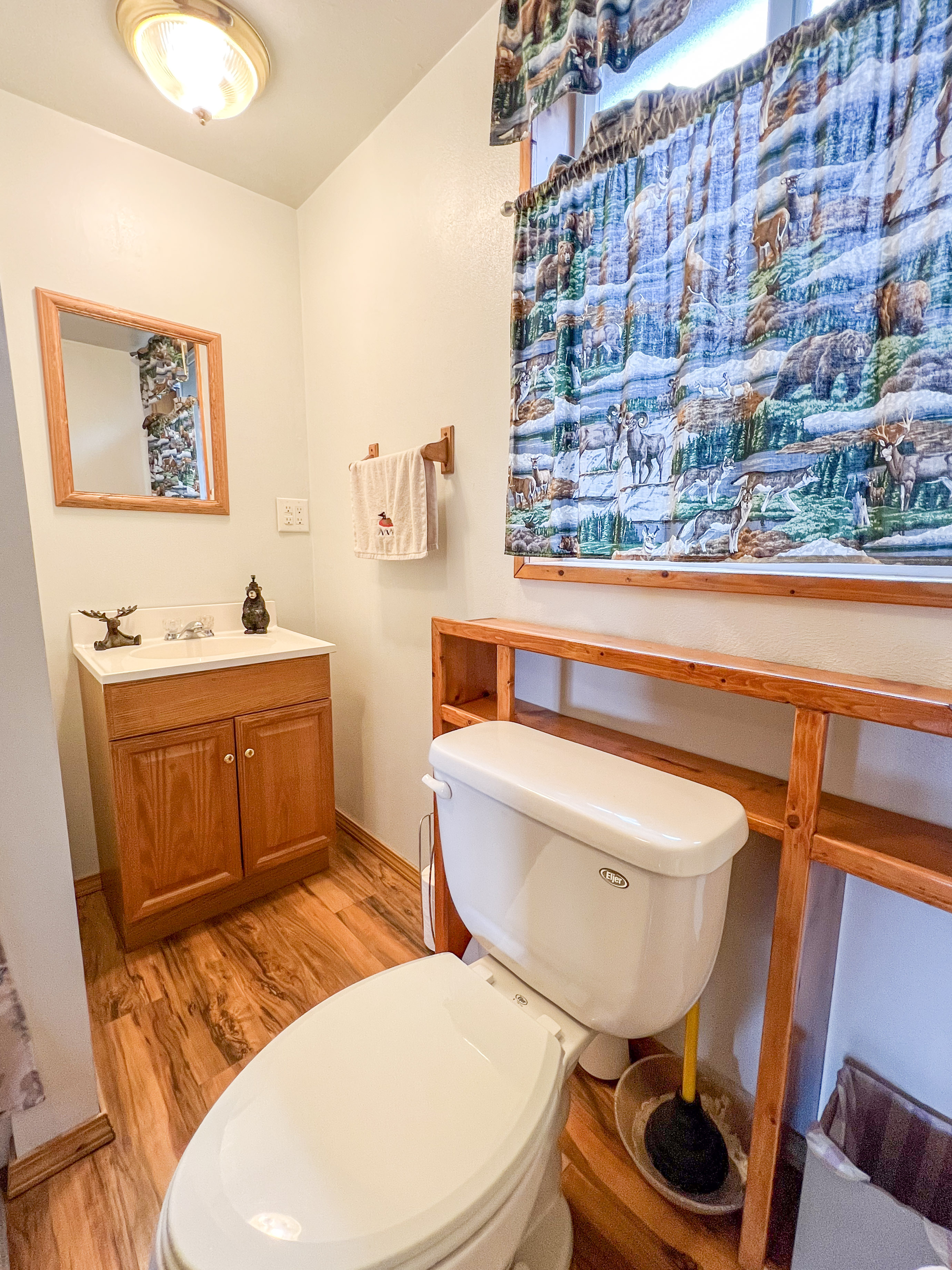 Rice, Washington, 99167, United States, 5 Bedrooms Bedrooms, ,3 BathroomsBathrooms,Residential,For Sale,1881198