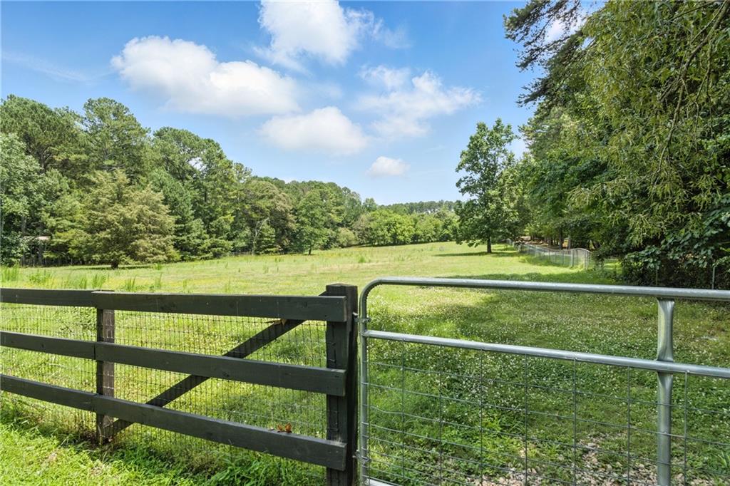 Lawrenceville, Georgia, 30045, United States, 4 Bedrooms Bedrooms, ,3 BathroomsBathrooms,Residential,For Sale,1941302