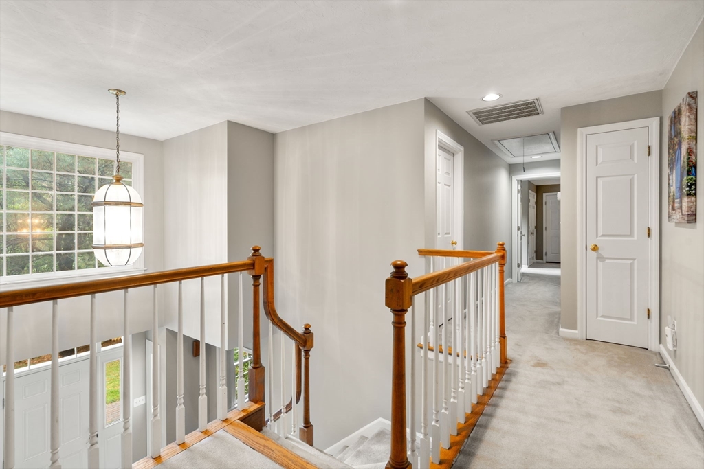 Marlborough, Massachusetts, 01752, United States, 4 Bedrooms Bedrooms, ,3 BathroomsBathrooms,Residential,For Sale,1995597