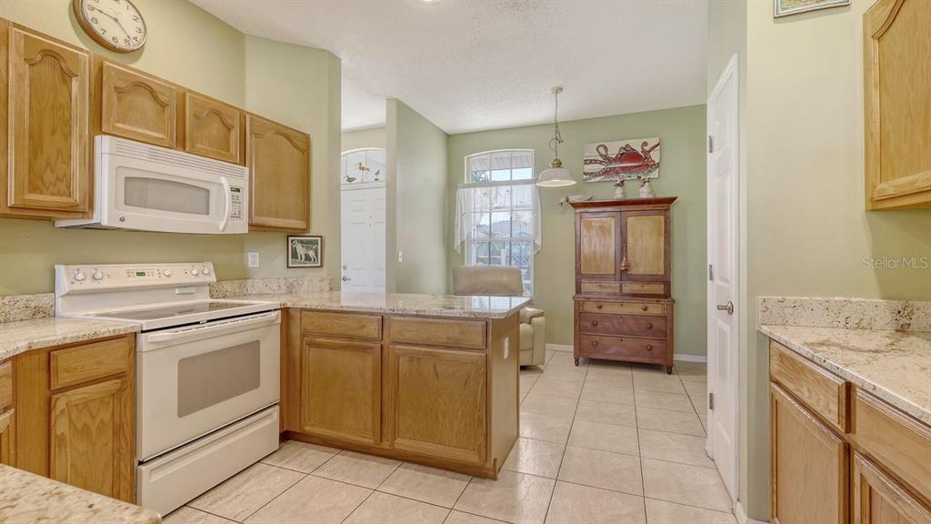 Bradenton, Florida, 34210, United States, 3 Bedrooms Bedrooms, ,2 BathroomsBathrooms,Residential,For Sale,1792897