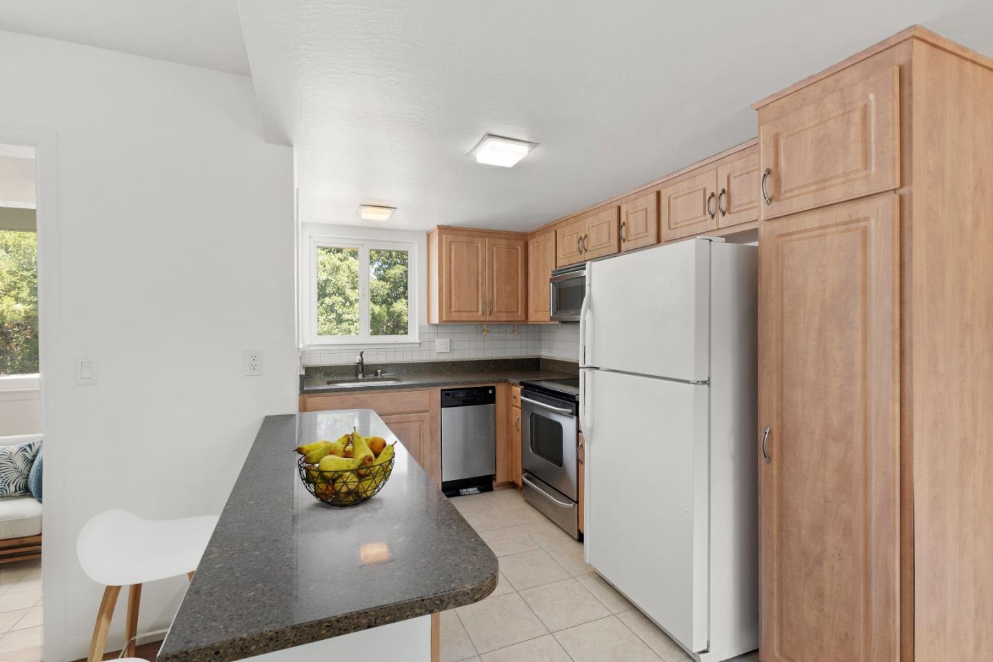 Los Gatos, California, 95032, United States, 2 Bedrooms Bedrooms, ,1 BathroomBathrooms,Residential,For Sale,1839098