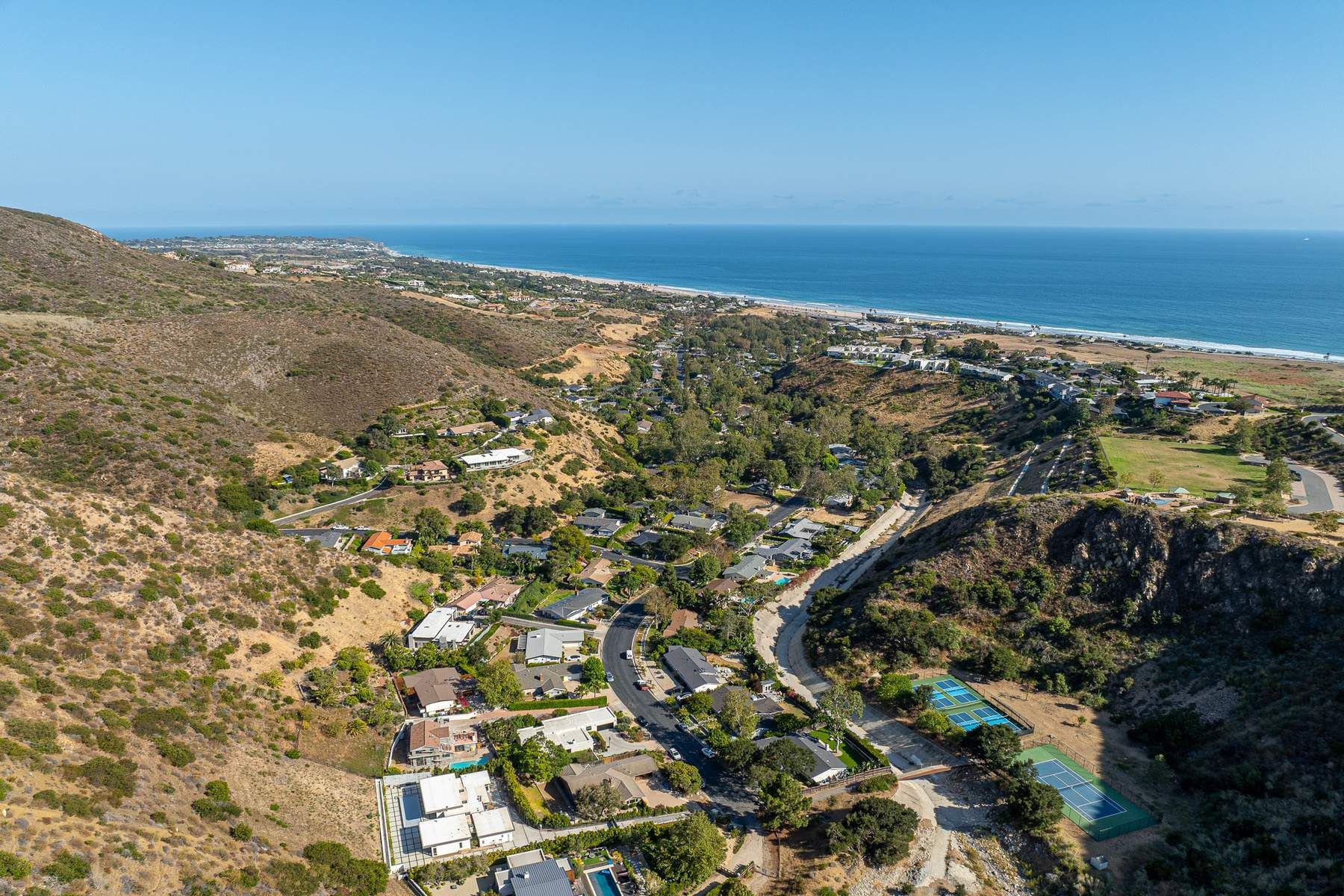  30612 La Sonora Drive, Malibu - 物件實景