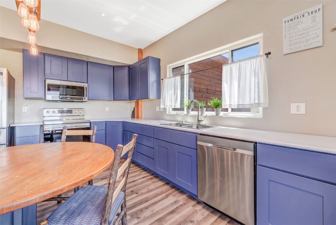 Hayden, Colorado, 81639, United States, 5 Bedrooms Bedrooms, ,3 BathroomsBathrooms,Residential,For Sale,1793788