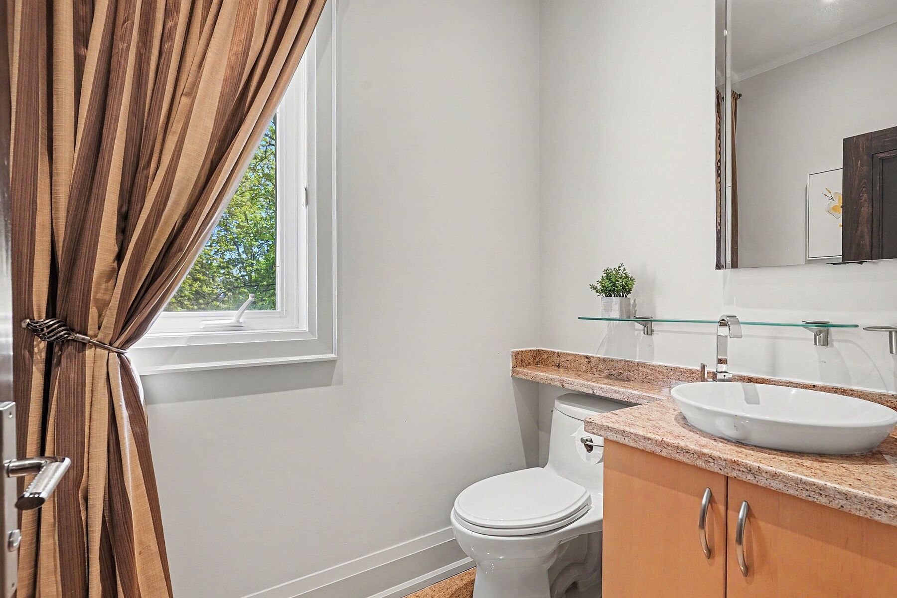  Custom Estate Home - 物件實景