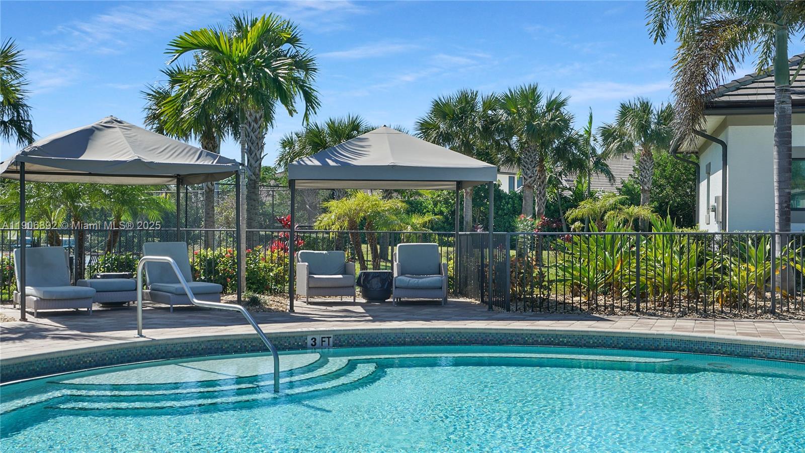 Lake Worth, Florida, 33467, United States, 4 Bedrooms Bedrooms, ,3 BathroomsBathrooms,Residential,For Sale,1990306