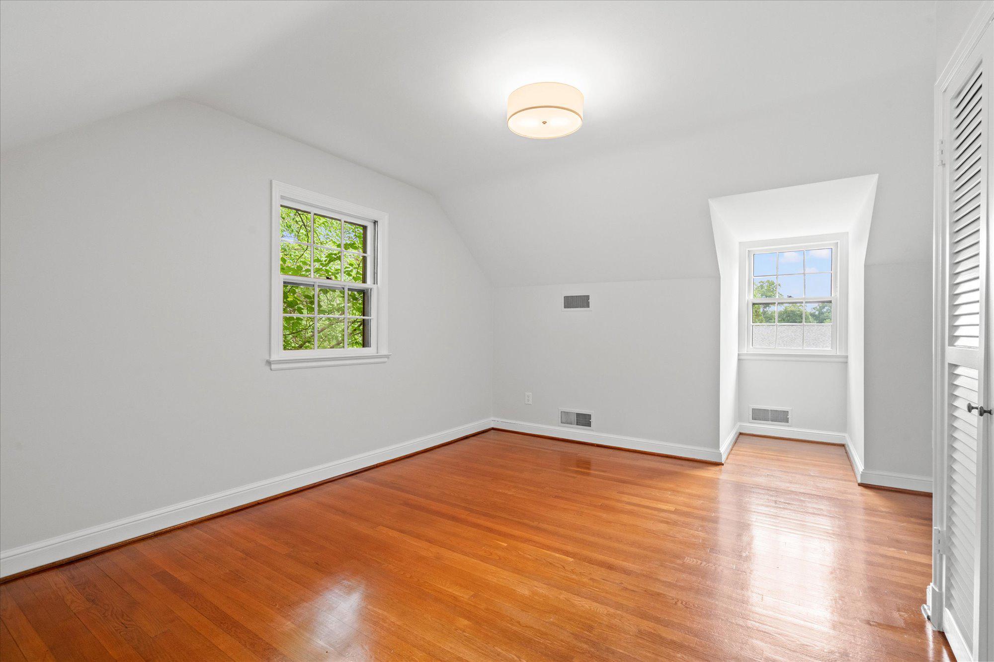  5016 Scarsdale Road, Bethesda, MD, 20816 - 物件實景