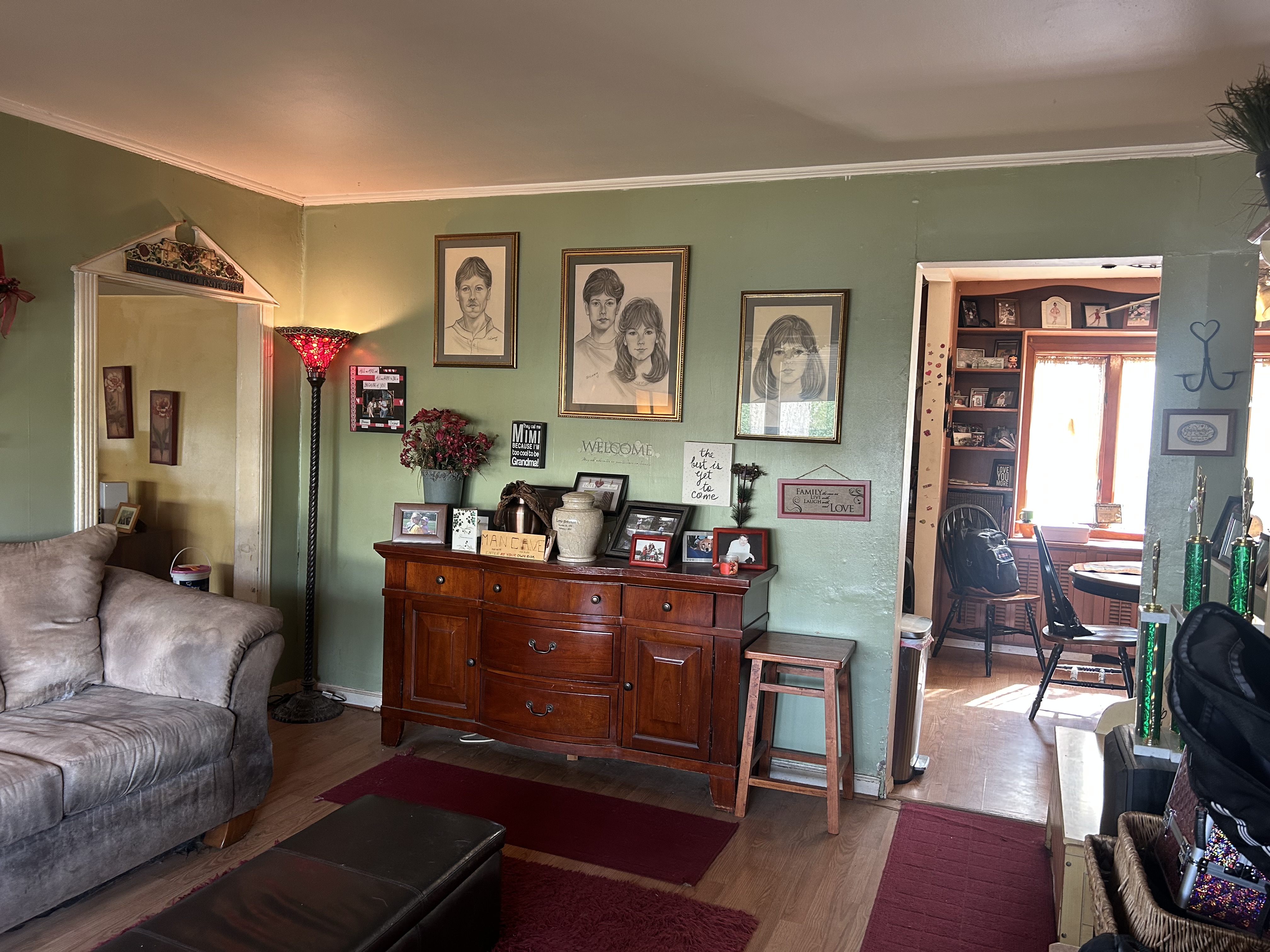 Copiague, New York, 11726, United States, 4 Bedrooms Bedrooms, ,2 BathroomsBathrooms,Residential,For Sale,1957833