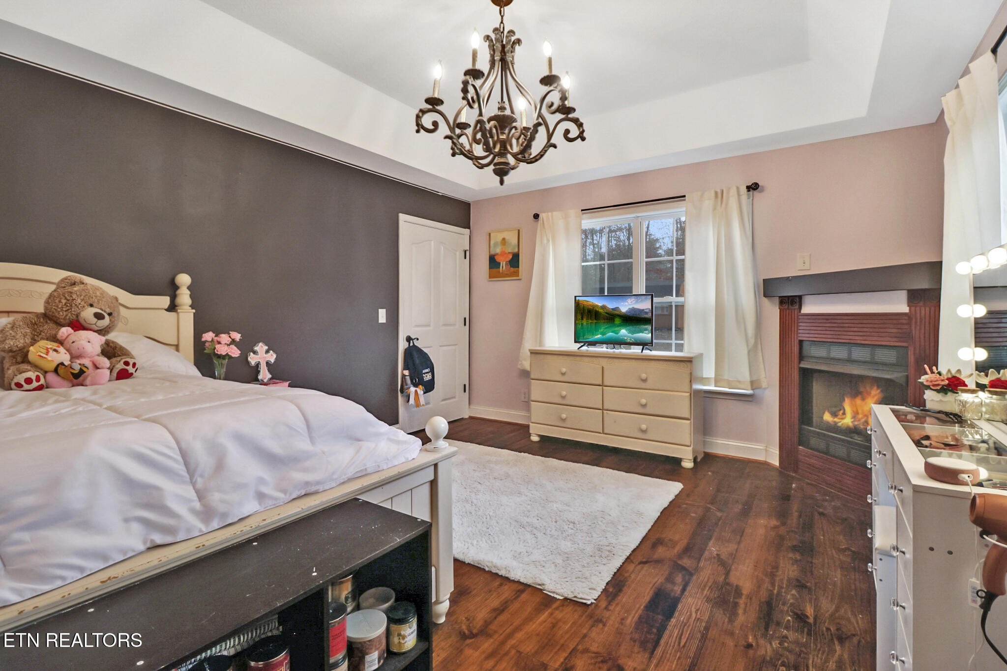 Crossville, Tennessee, 38572, United States, 2 Bedrooms Bedrooms, ,3 BathroomsBathrooms,Residential,For Sale,1998694