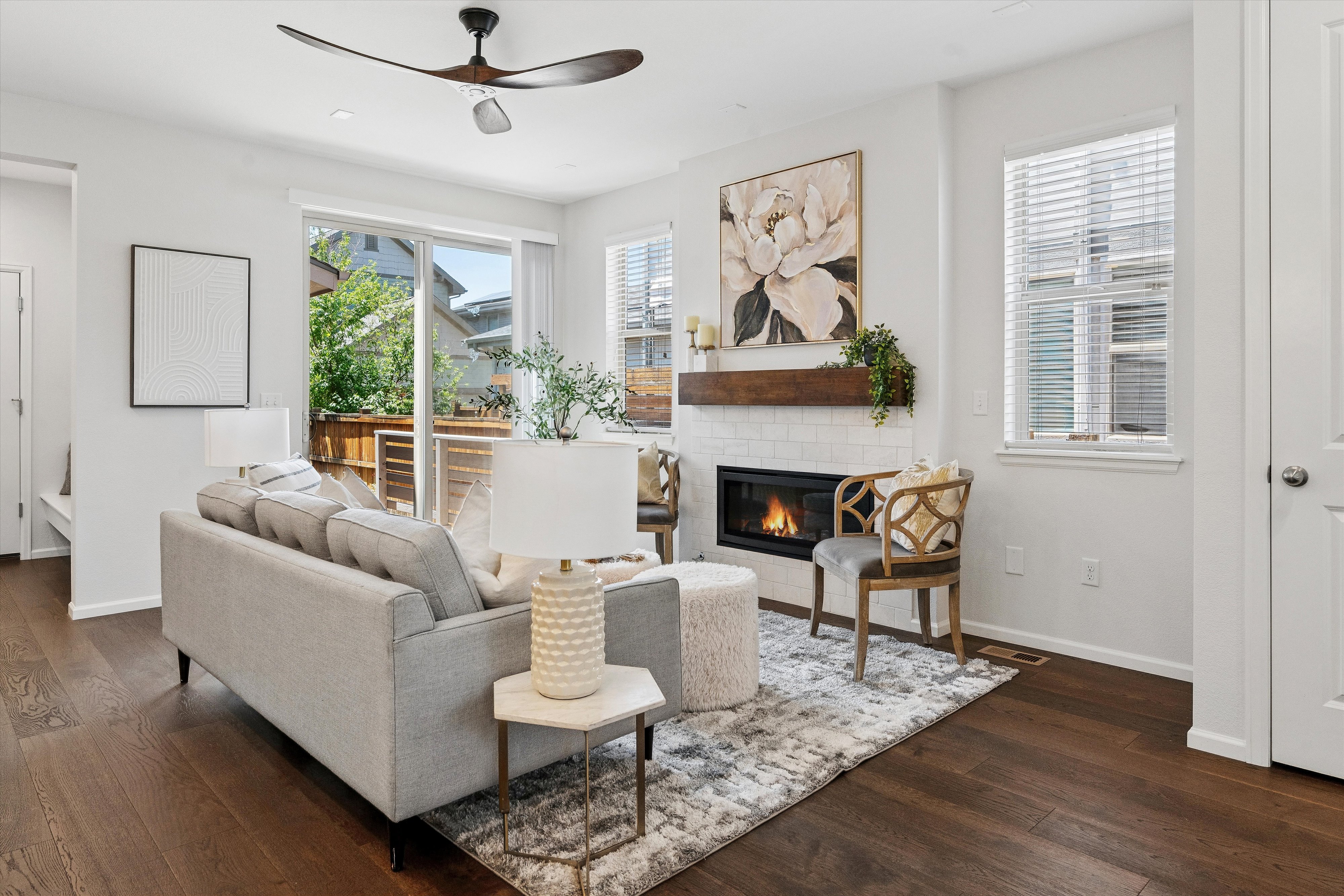  Inviting two-story single family duplex - 物件實景