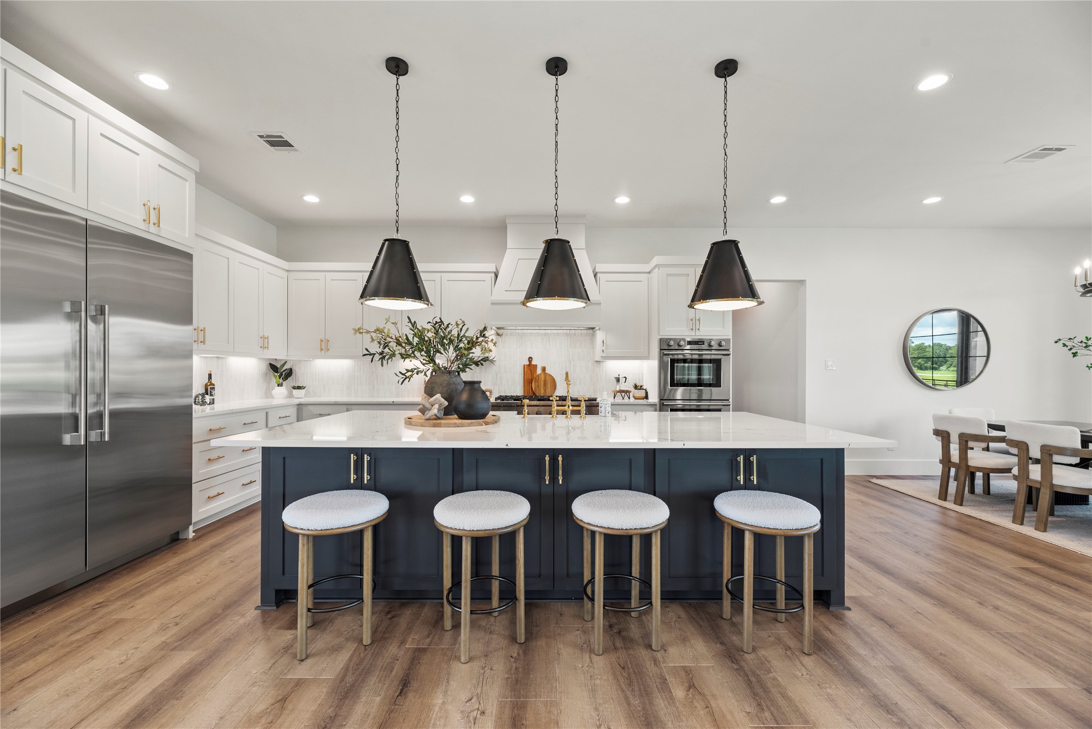 Montgomery, Texas, 77356, United States, 4 Bedrooms Bedrooms, ,5 BathroomsBathrooms,Residential,For Sale,1987481