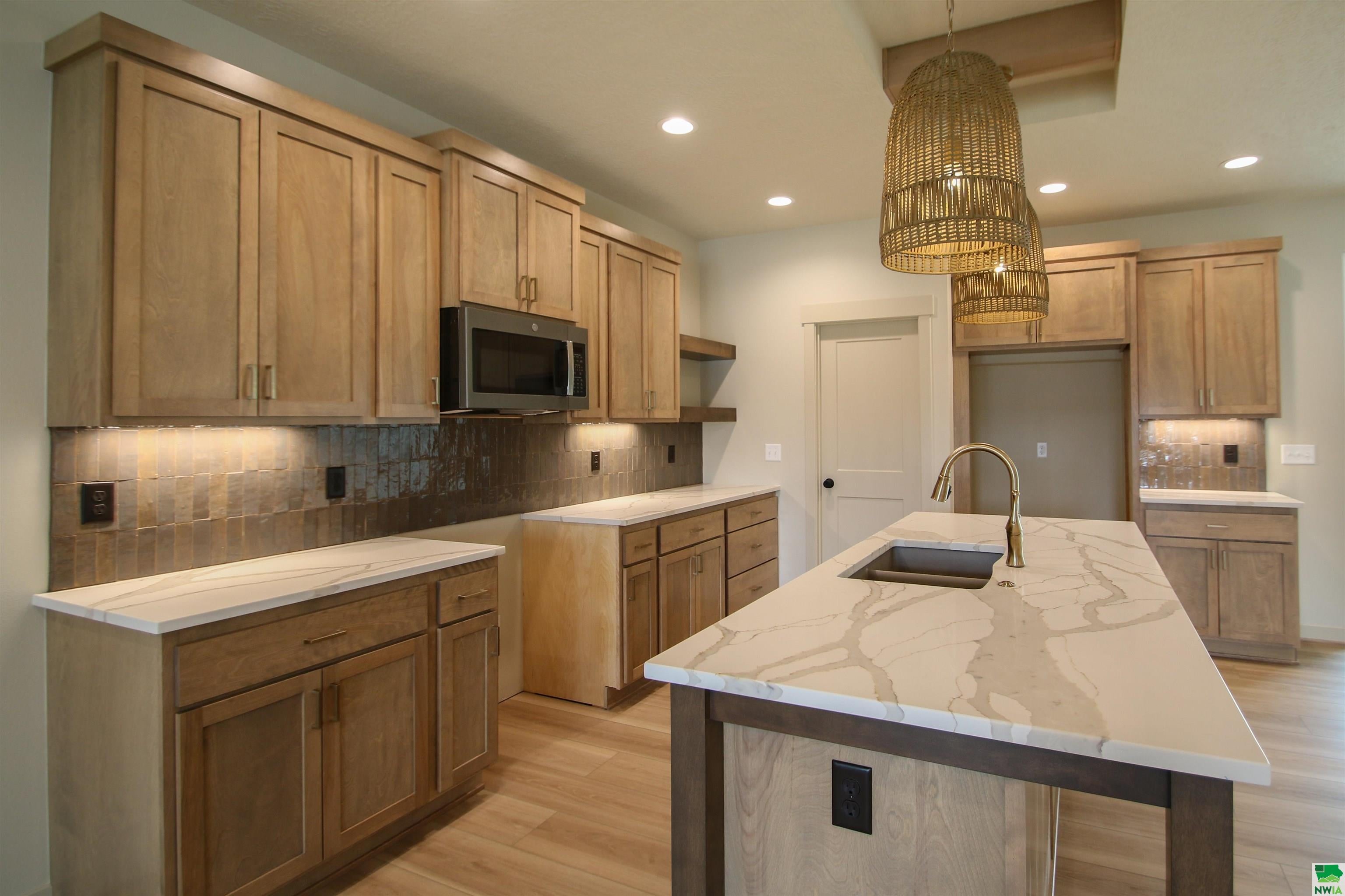 Sergeant Bluff, Iowa, 51054, United States, 3 Bedrooms Bedrooms, ,2 BathroomsBathrooms,Residential,For Sale,1921249