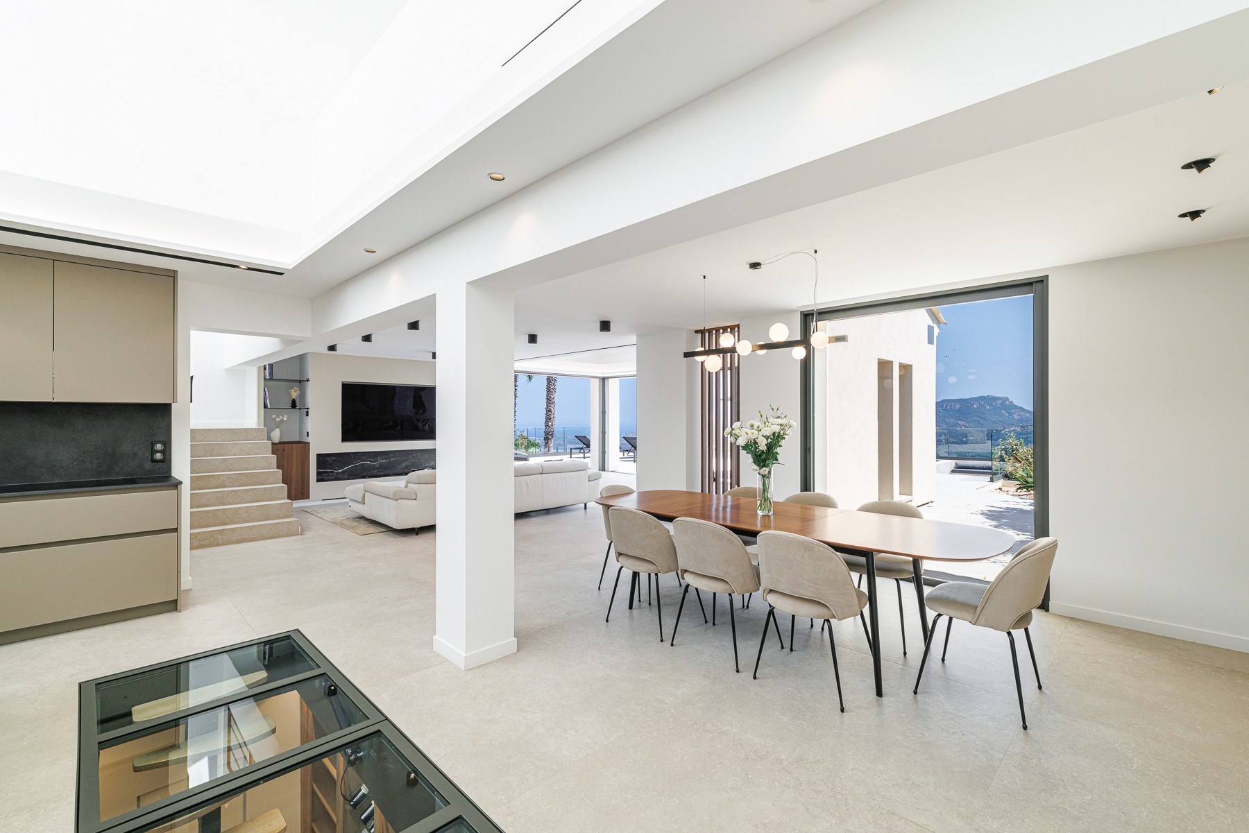  Near Mandelieu villa 290 sqm sea view infinity pool guest house quiet location - 物件實景